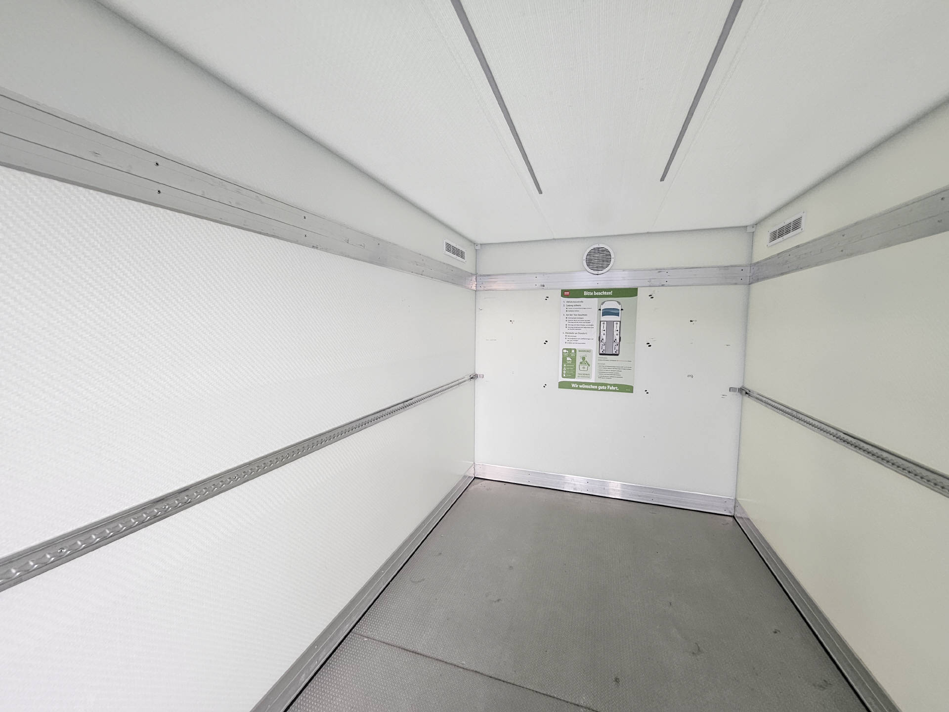 IVECO Daily 35 S 14A8 K.-Ch. 3750 2.3 HPI * HI-MATIC mit Koffer *-image-5