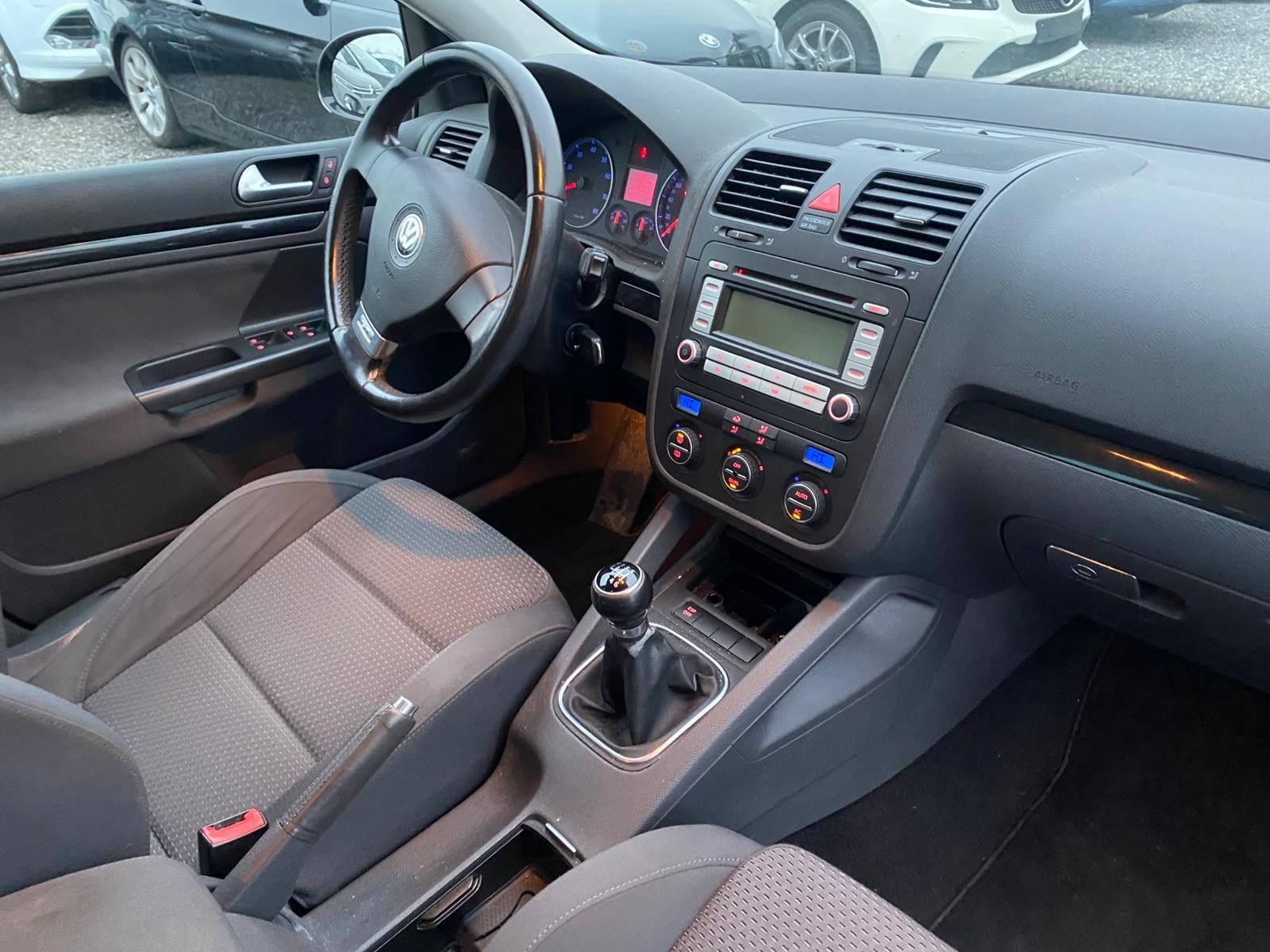 VW Golf 1.4 TSI GT Sport-image-11