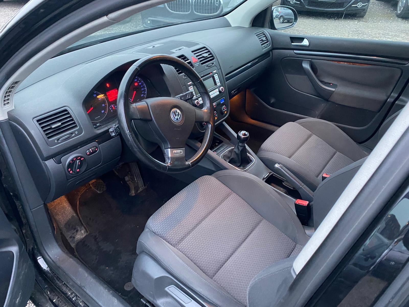 VW Golf 1.4 TSI GT Sport-image-9