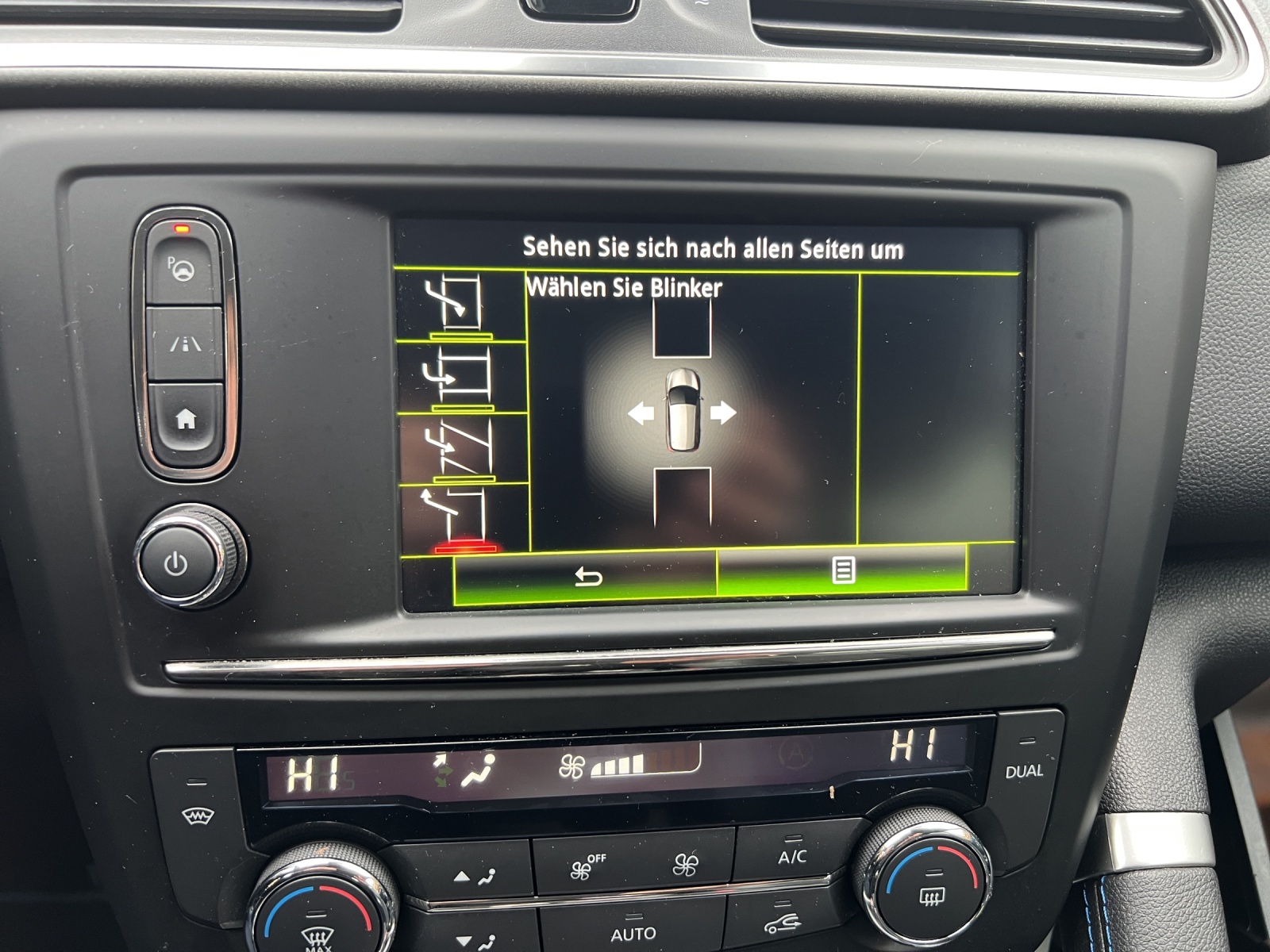 RENAULT Kadjar 1.6 dCi Intens 4x4-image-22