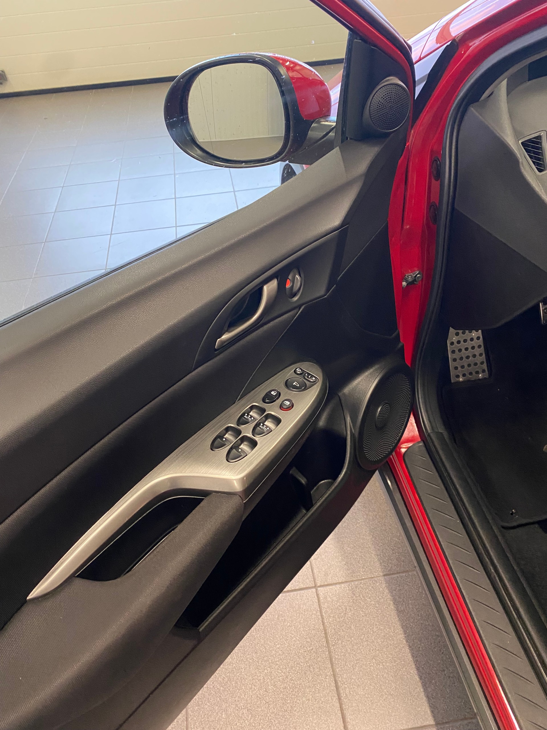 HONDA Civic 1.8i Sport Automatic-image-7