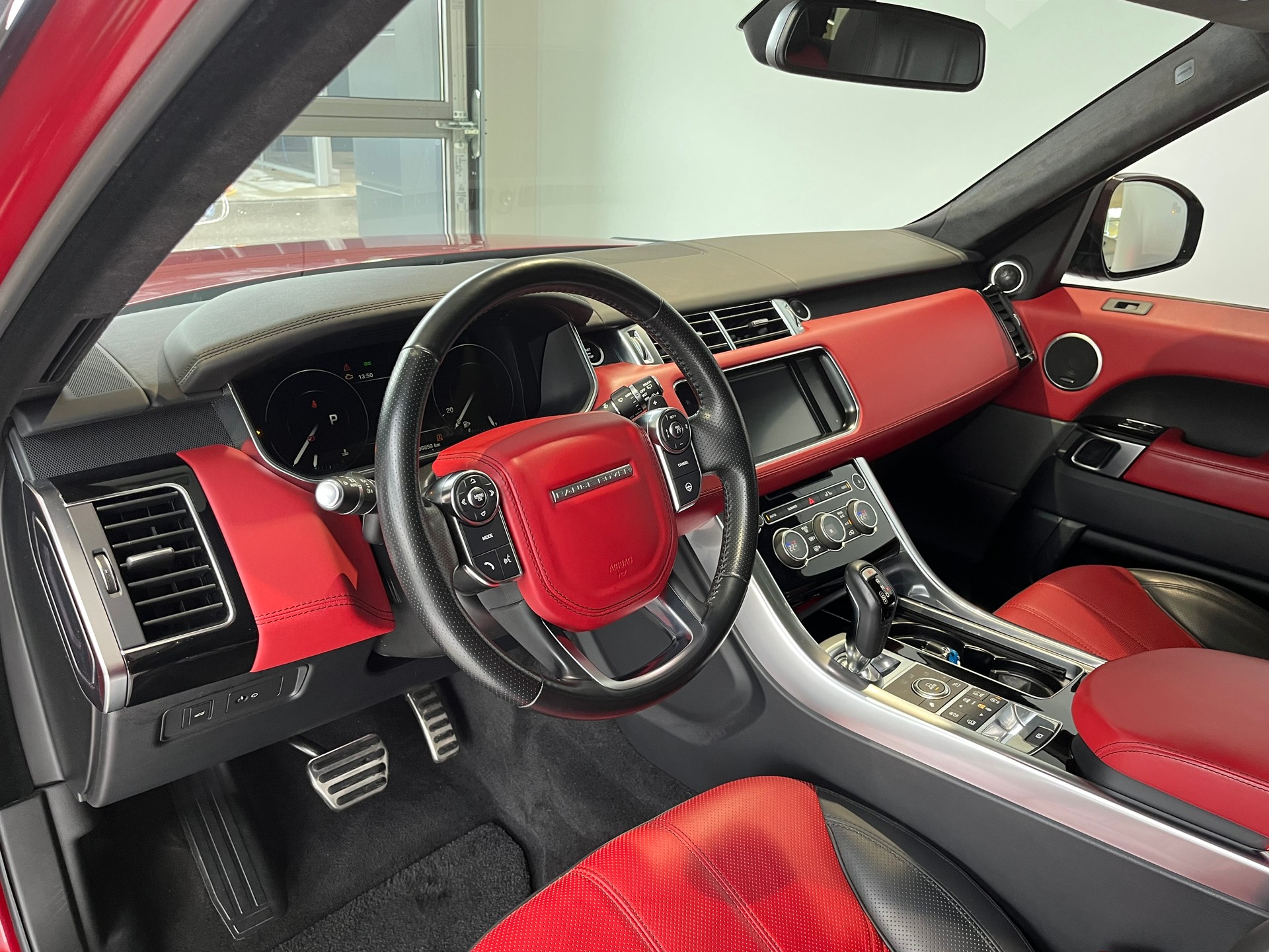 LAND ROVER Range Rover Sport 3.0 SDV6 Autobiogr. Dynamic Aut.-image-3