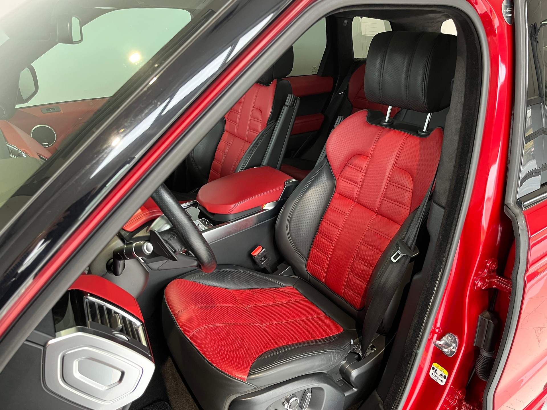 LAND ROVER Range Rover Sport 3.0 SDV6 Autobiogr. Dynamic Aut.-image-4