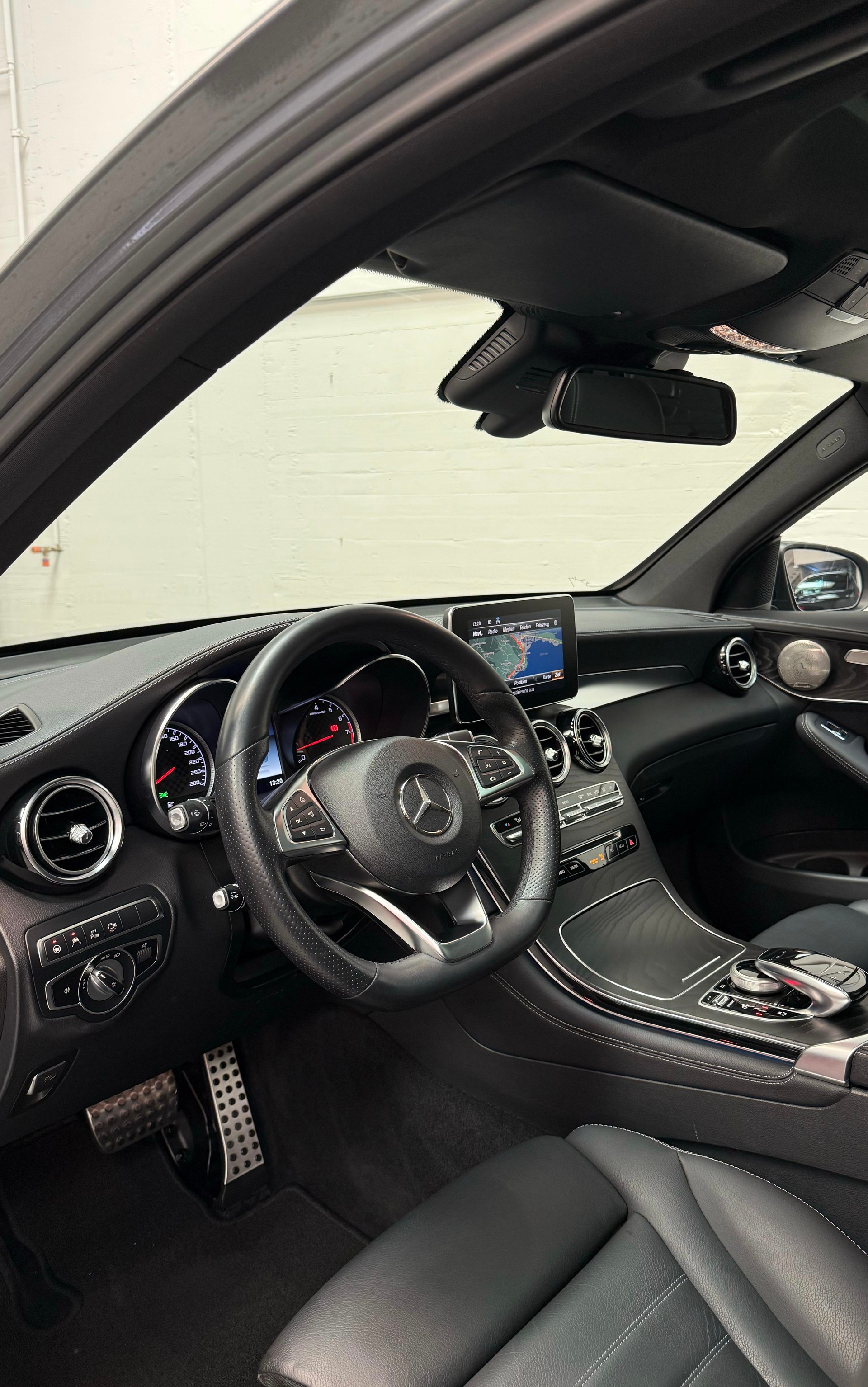 MERCEDES-BENZ GLC 43 AMG "GLC 63S AMG Bodykit" Limited Grey Performance 4Matic 9G-Tronic 420PS-image-17