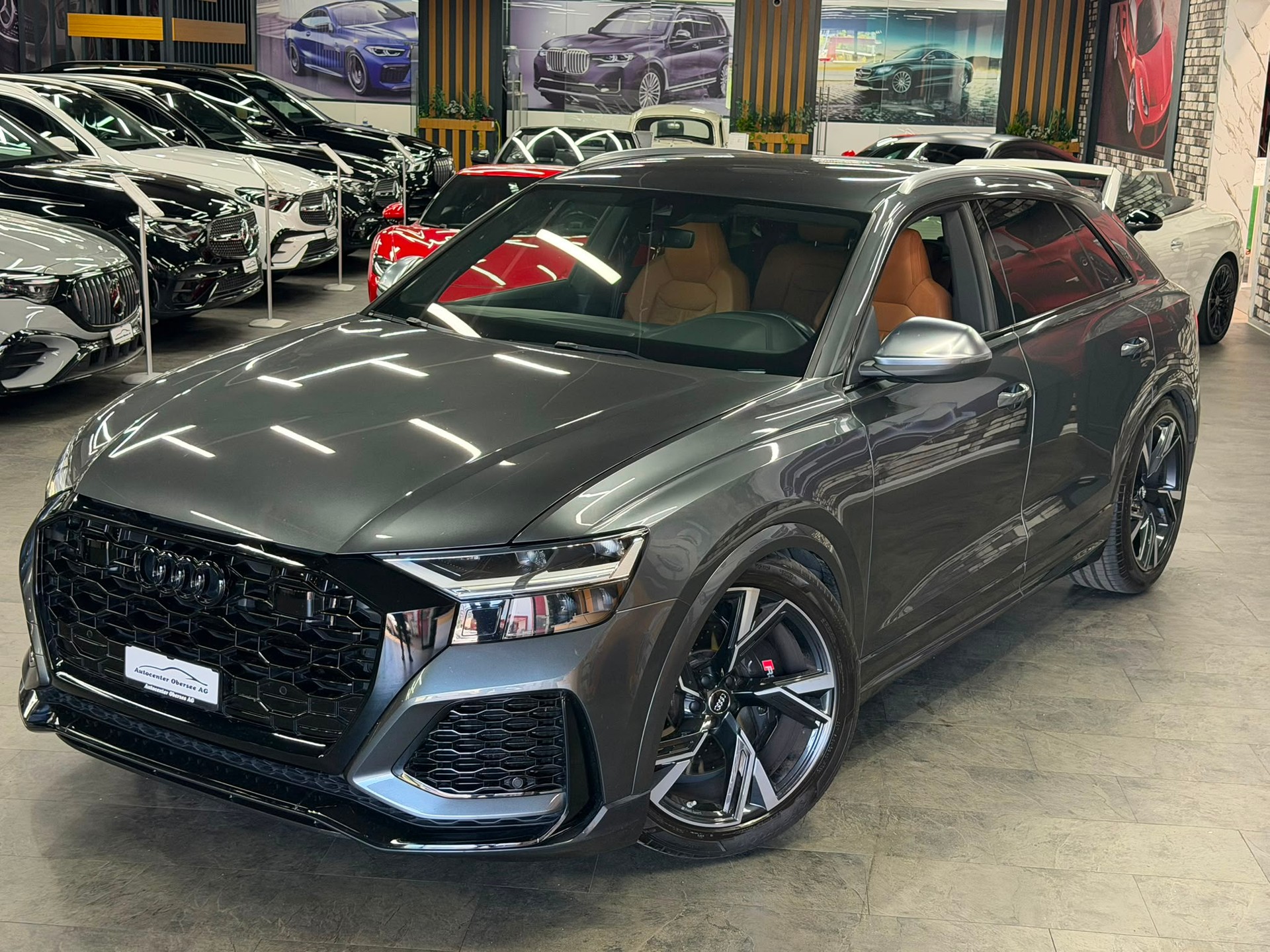 AUDI RSQ8 quattro tiptronic-image-1