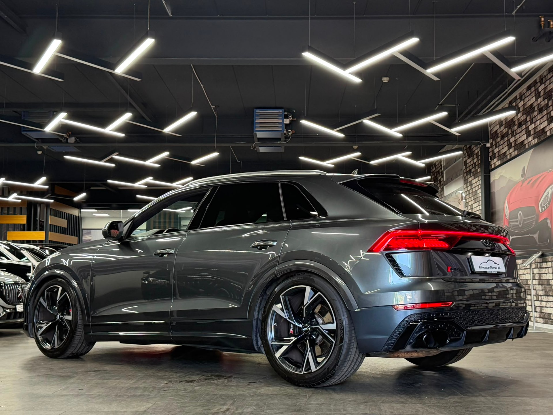 AUDI RSQ8 quattro tiptronic-image-4