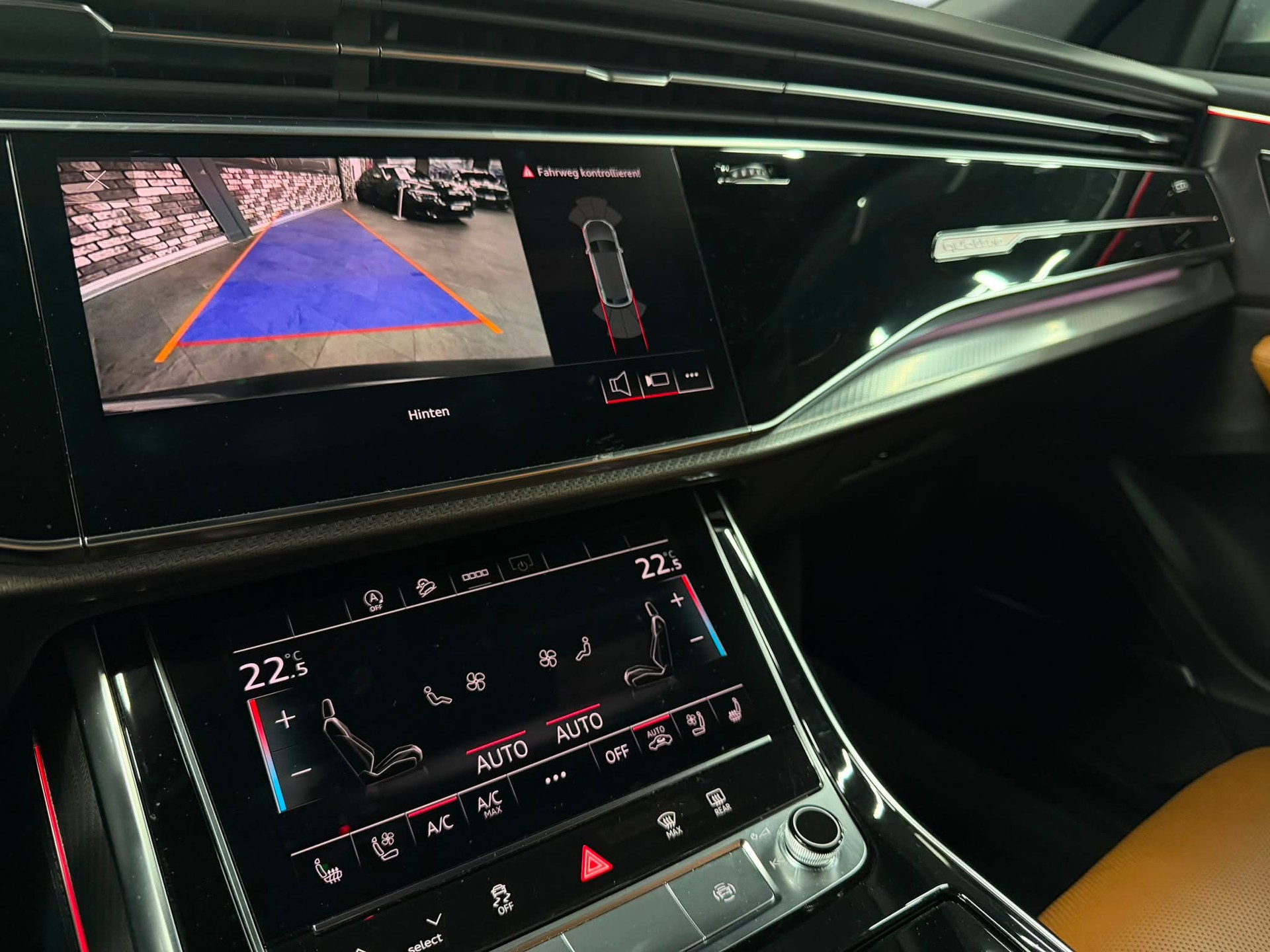 AUDI RSQ8 quattro tiptronic-image-13