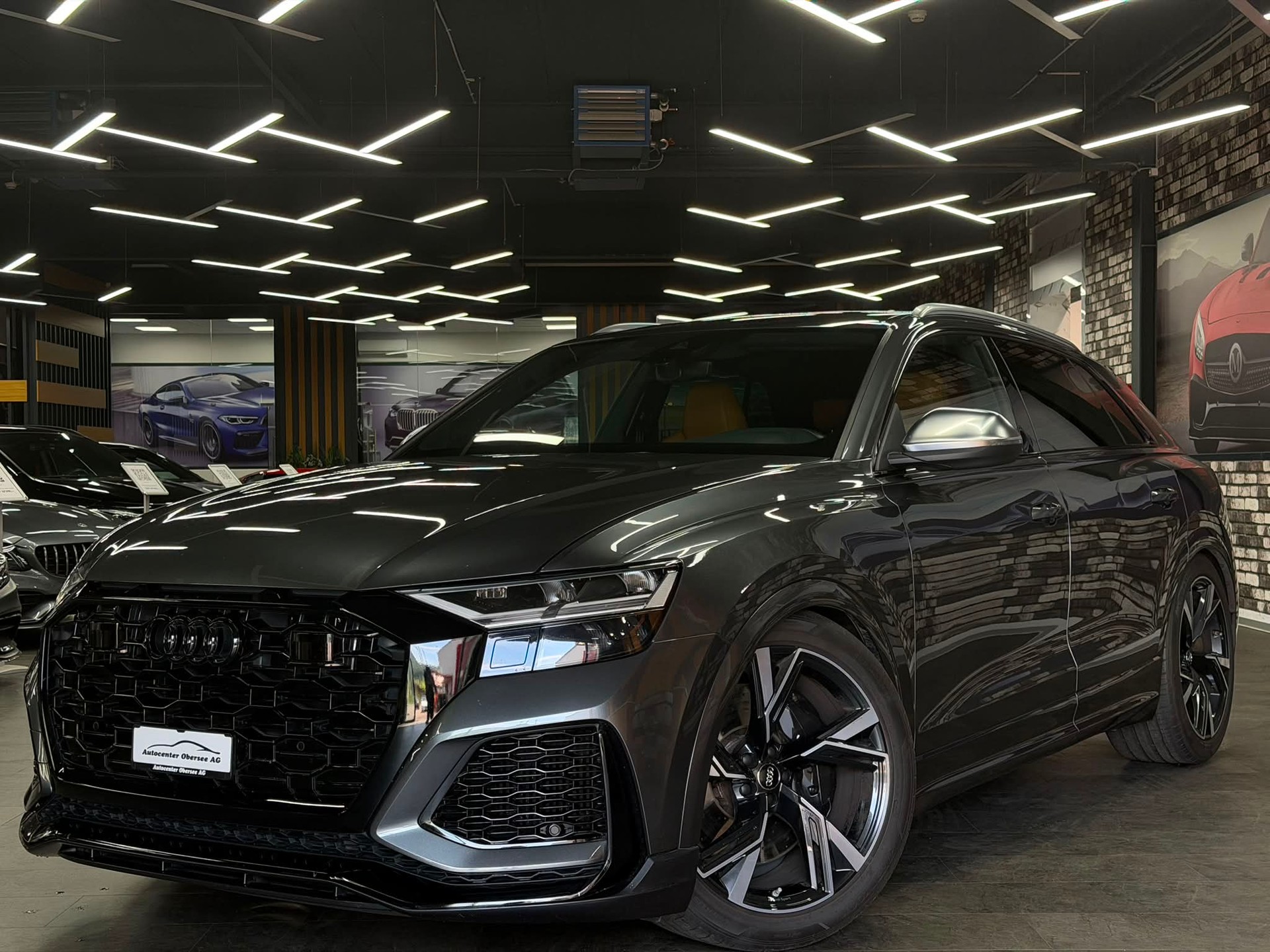 AUDI RSQ8 quattro tiptronic-image-0