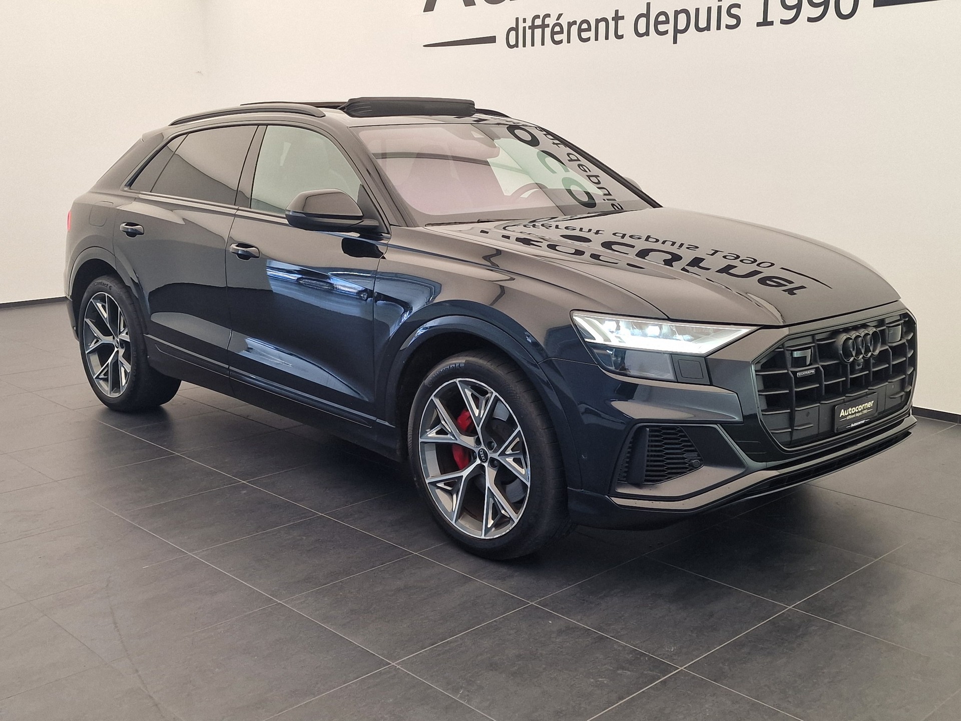 AUDI Q8 55 TFSI e quattro PHEV tiptronic-image-4