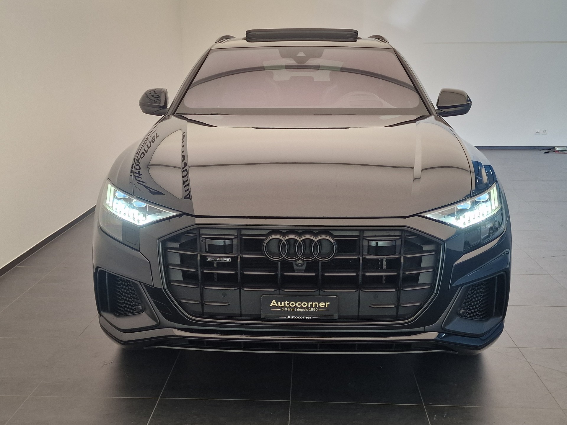 AUDI Q8 55 TFSI e quattro PHEV tiptronic-image-3