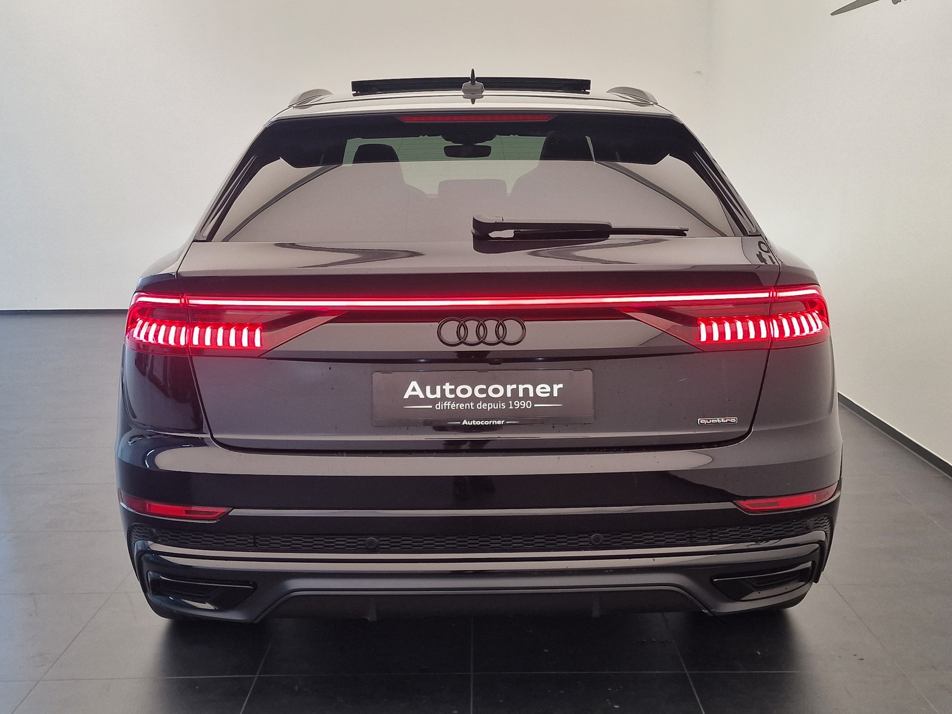 AUDI Q8 55 TFSI e quattro PHEV tiptronic-image-7