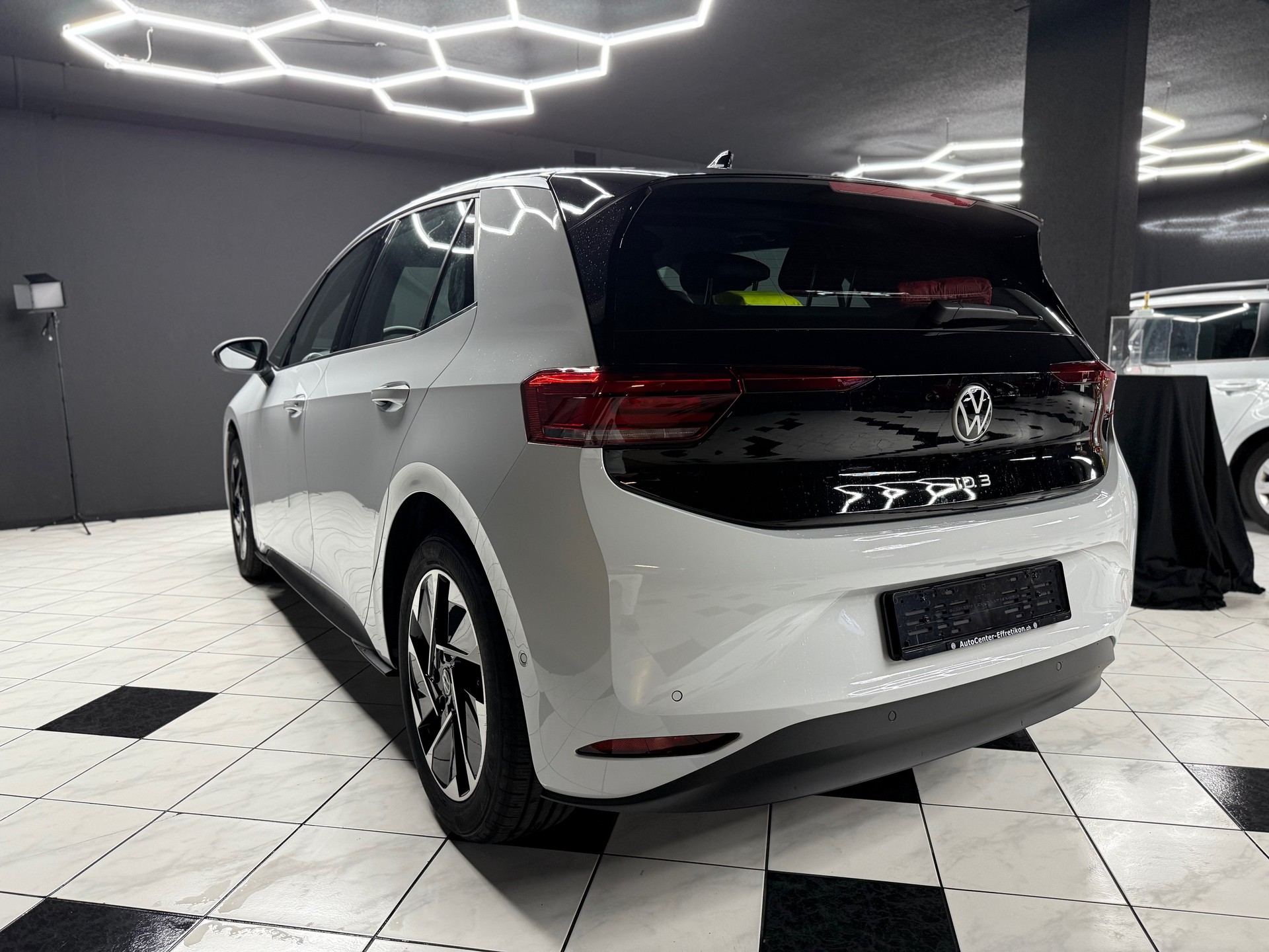 VW ID.3 Pro 59 kWh Pro Pro-image-4