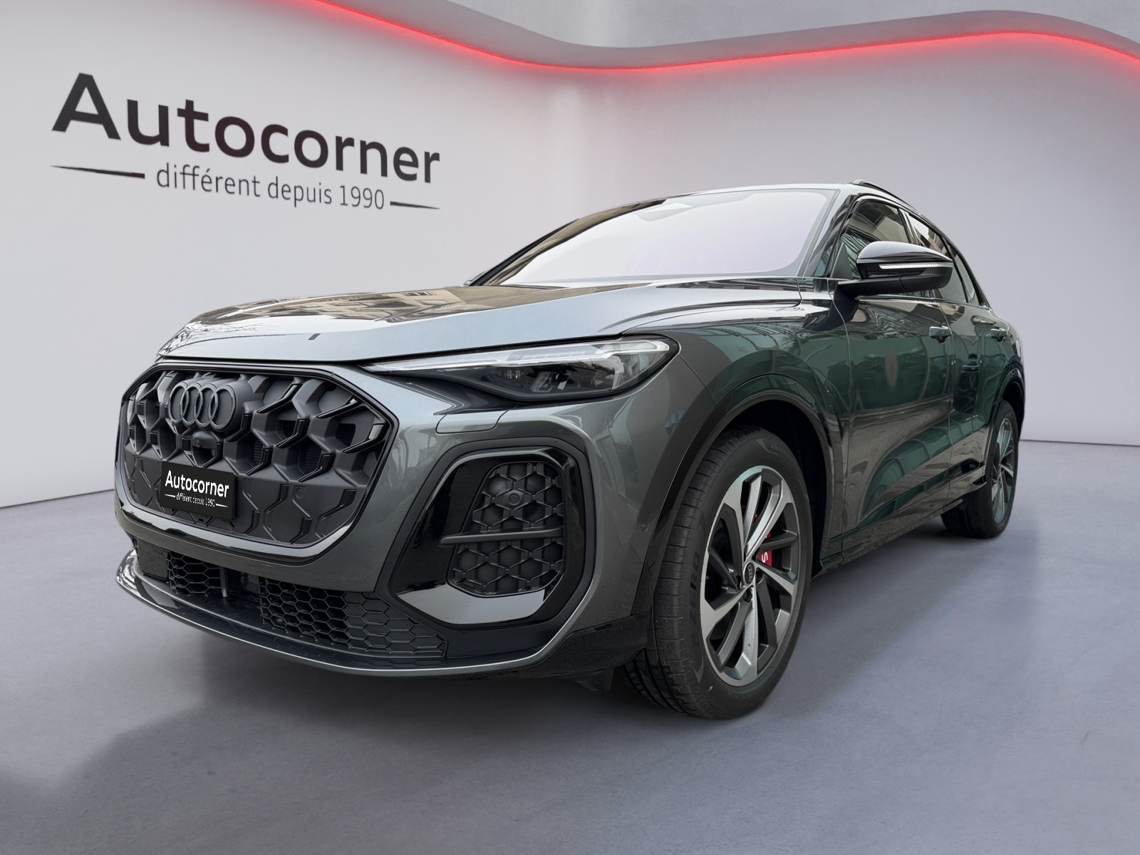 AUDI SQ5 TFSI quattro S-tronic-showroom-element-1