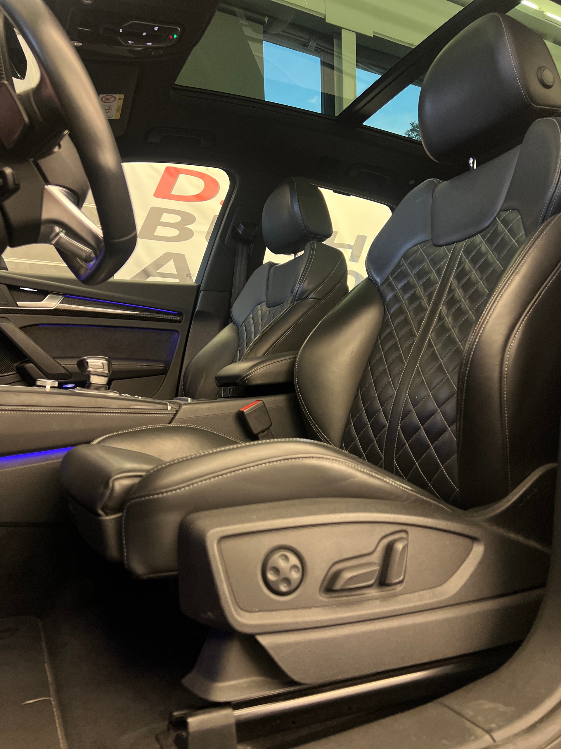 AUDI SQ5 3.0 TFSI quattro S-tronic-image-6