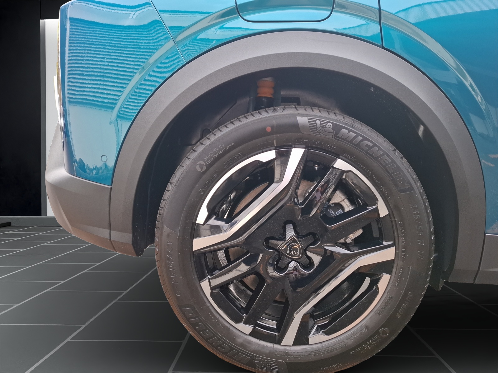 PEUGEOT 3008 NEW 195 e-DCS GT-image-9