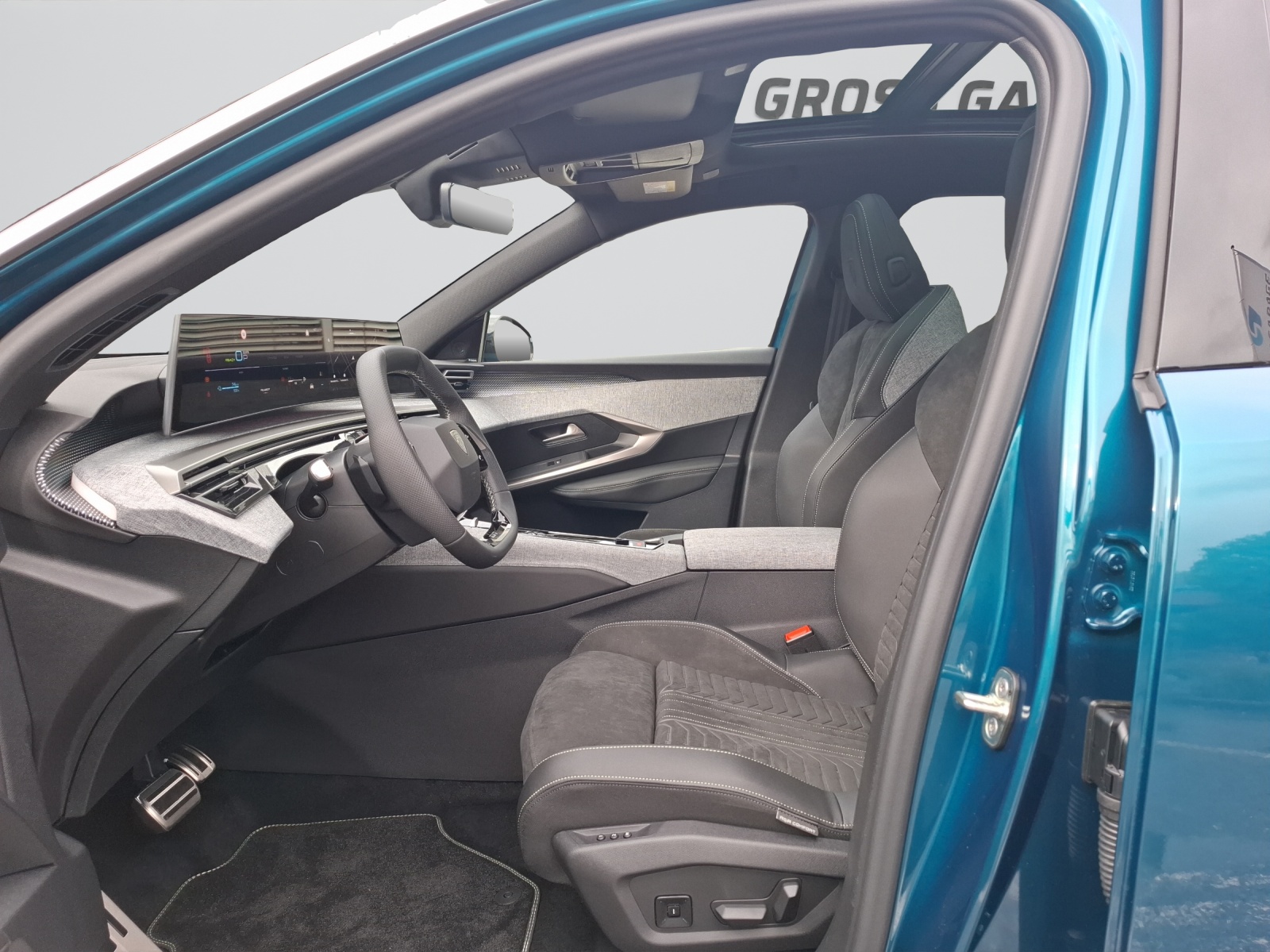 PEUGEOT 3008 NEW 195 e-DCS GT-image-4