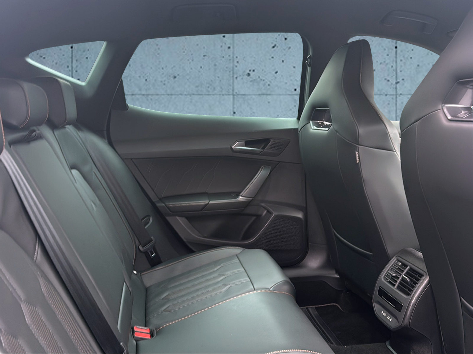 CUPRA Formentor 1.4 e-HYBRID pHEV VZ DSG-image-4