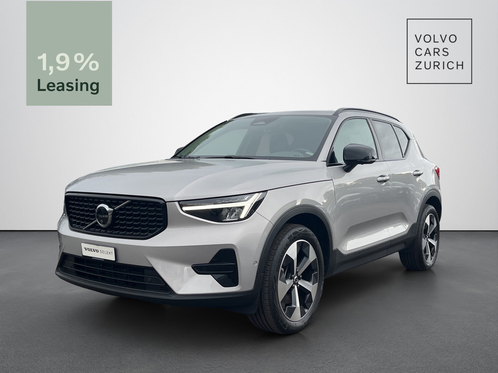 VOLVO XC40 2.0 B4 MH Plus Dark