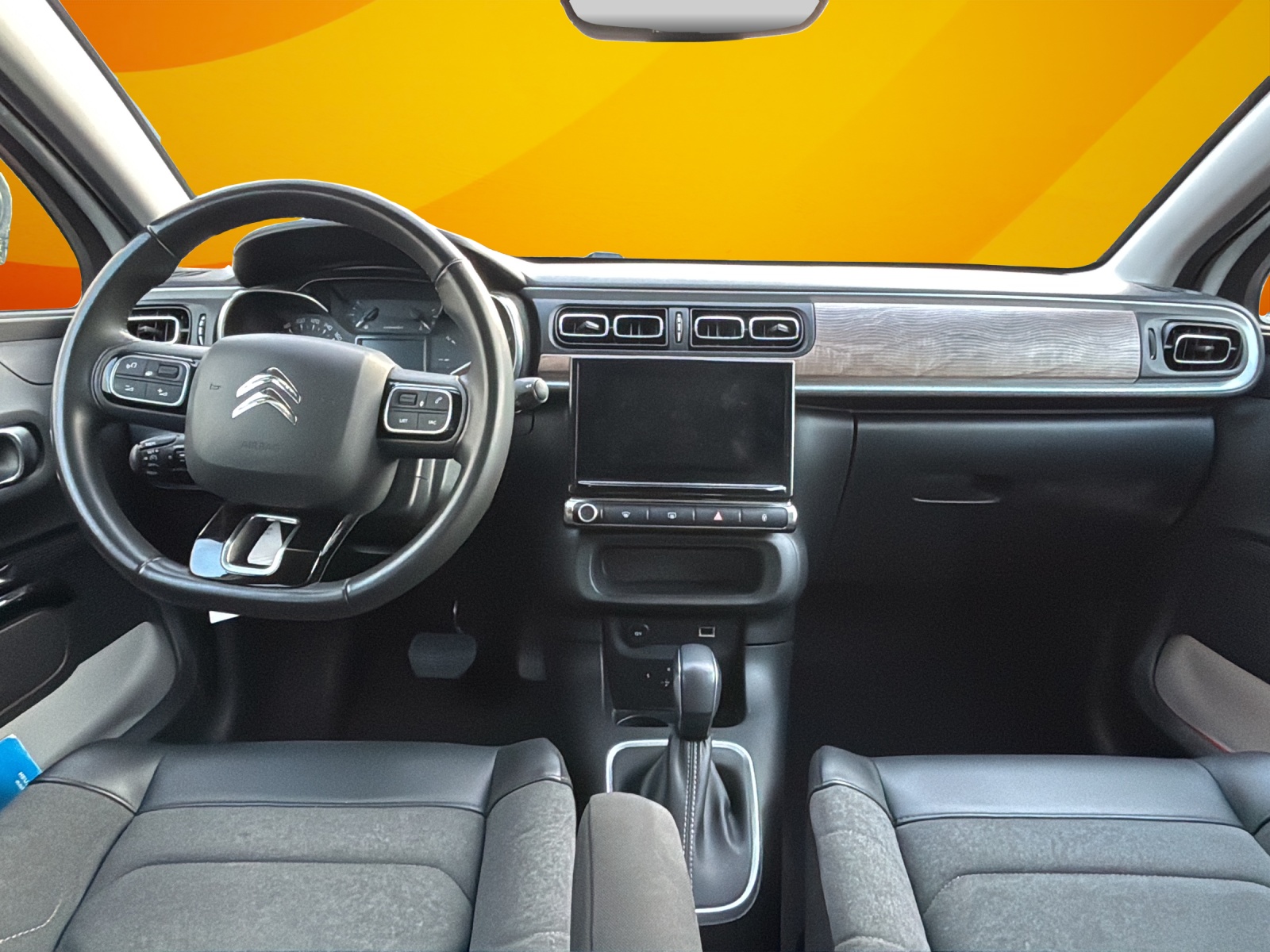 CITROEN C3 1.2i PureTech Shine EAT6-image-8