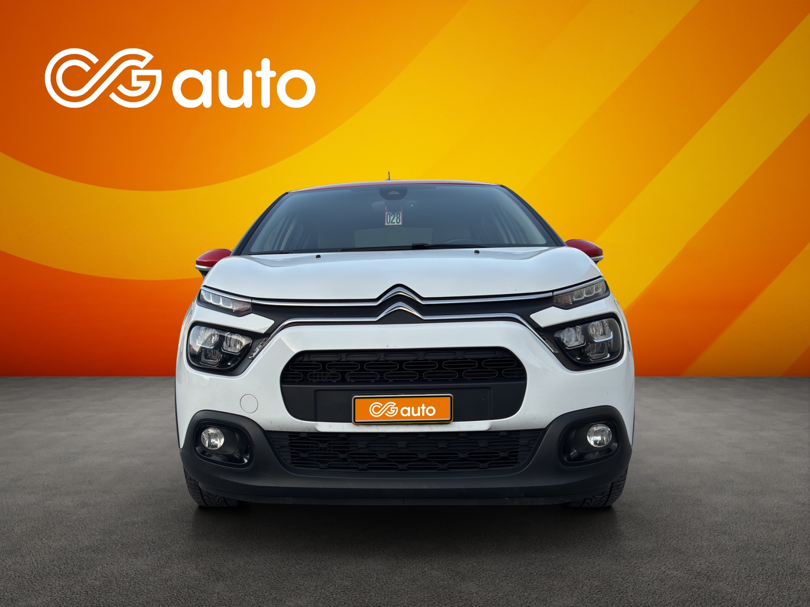 CITROEN C3 1.2i PureTech Shine EAT6-image-2