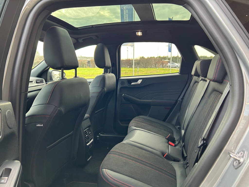 FORD Kuga 2.5 Hybrid ST-Line X 4x4-image-7