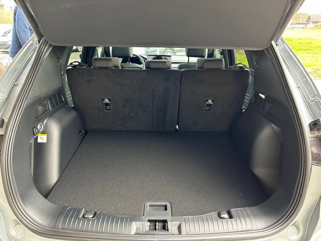 FORD Kuga 2.5 Hybrid ST-Line X 4x4-image-4