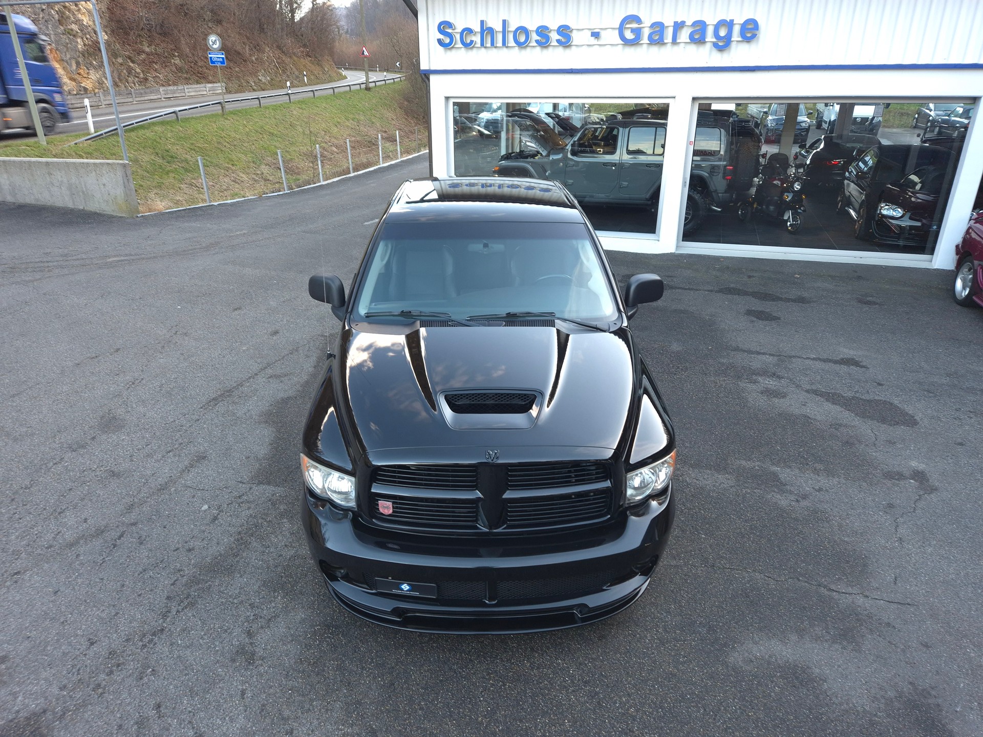 DODGE Ram 1500 SRT-10-image-2