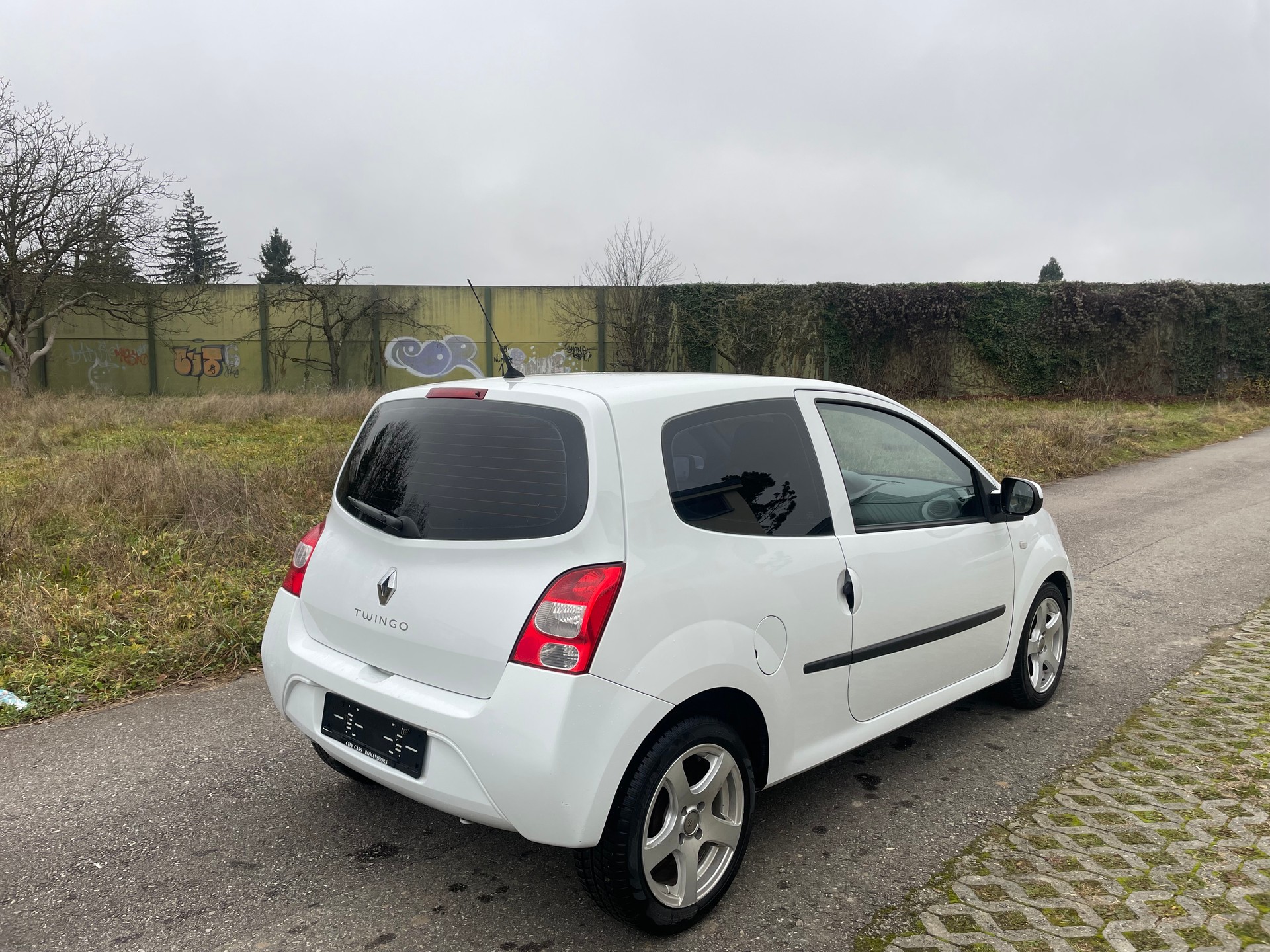 RENAULT Twingo 1.2 16V Expression-image-4