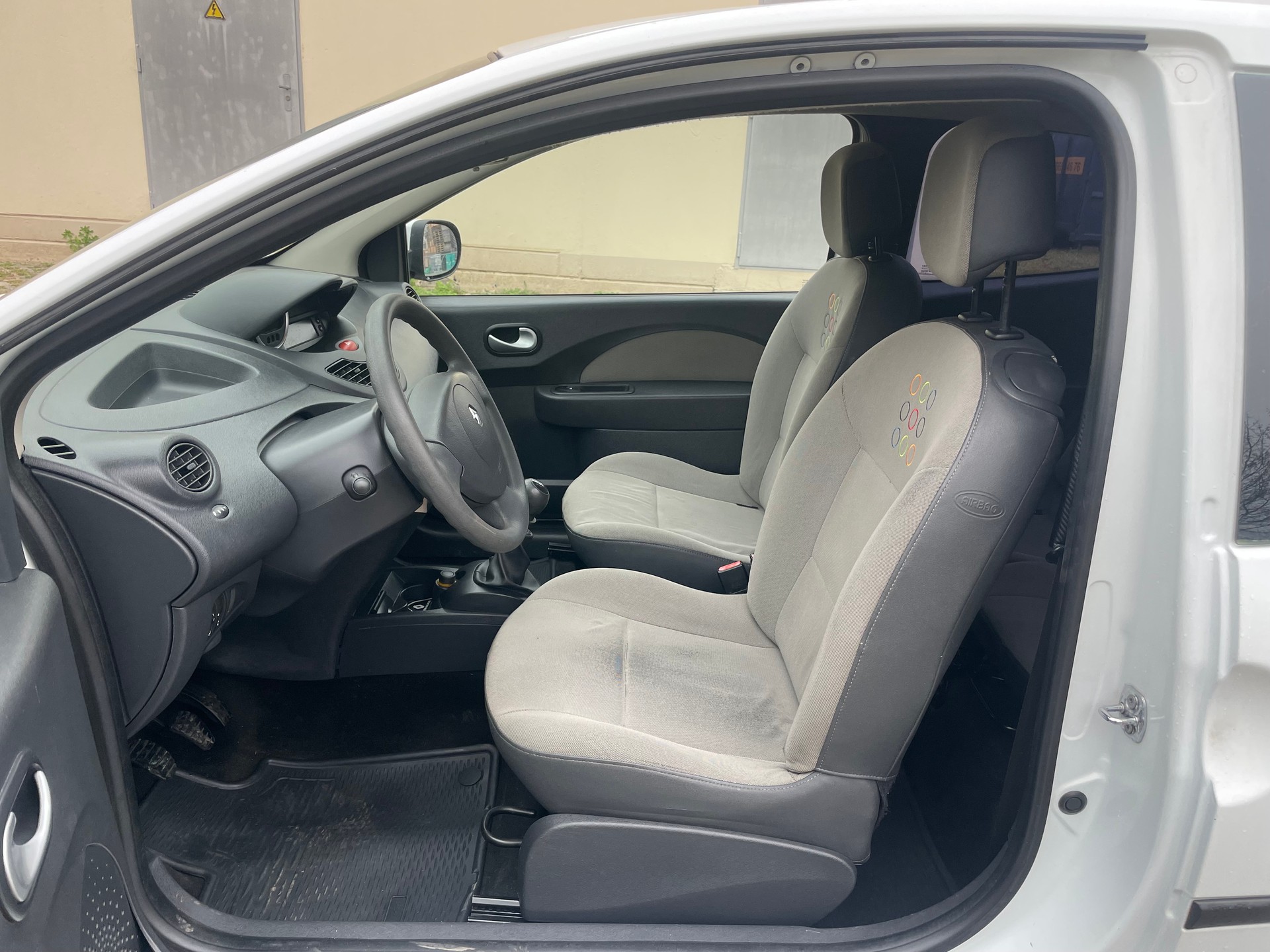 RENAULT Twingo 1.2 16V Expression-image-6