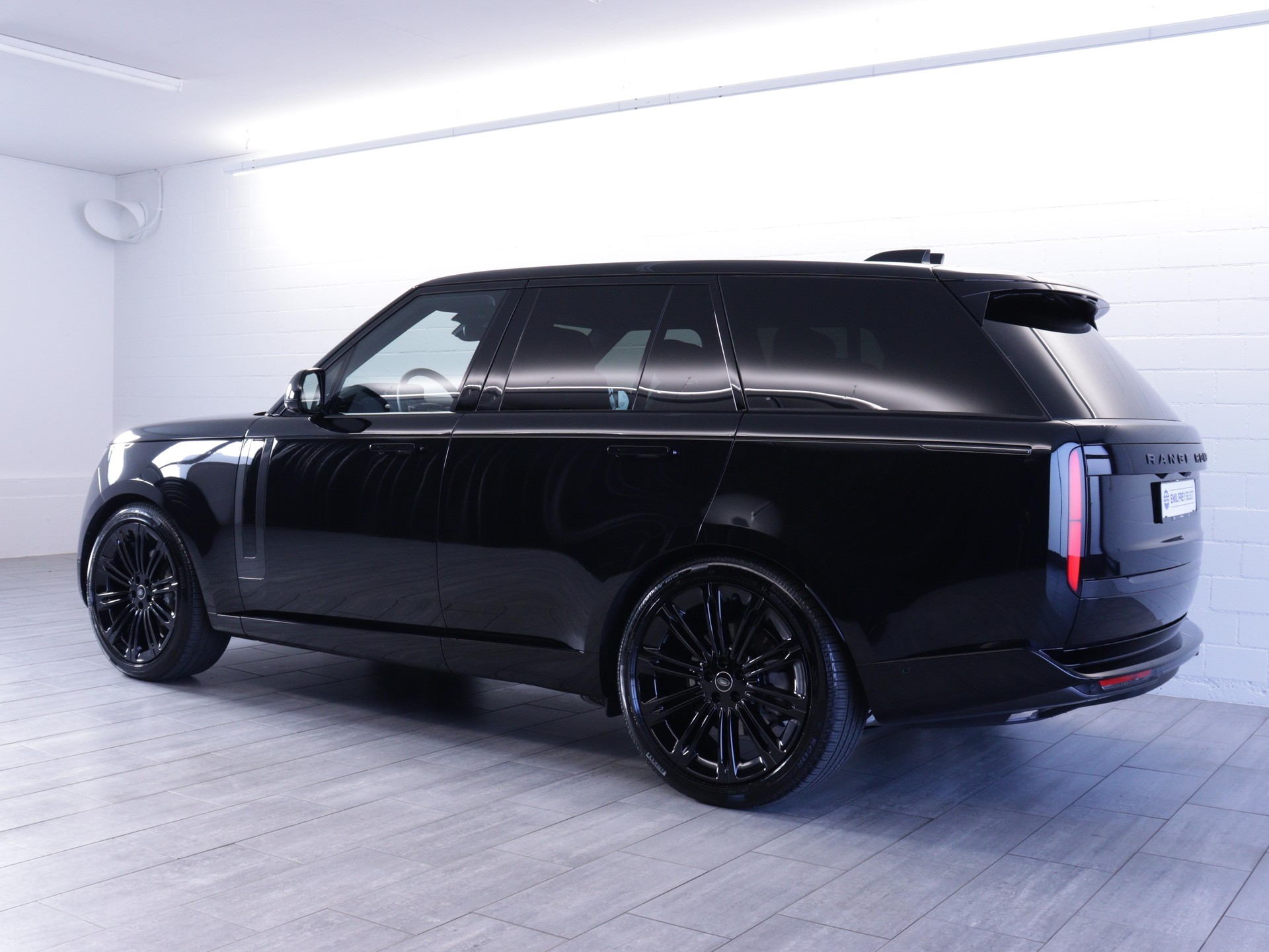 LAND ROVER Range Rover 3.0 D I6 350 HSE-image-2