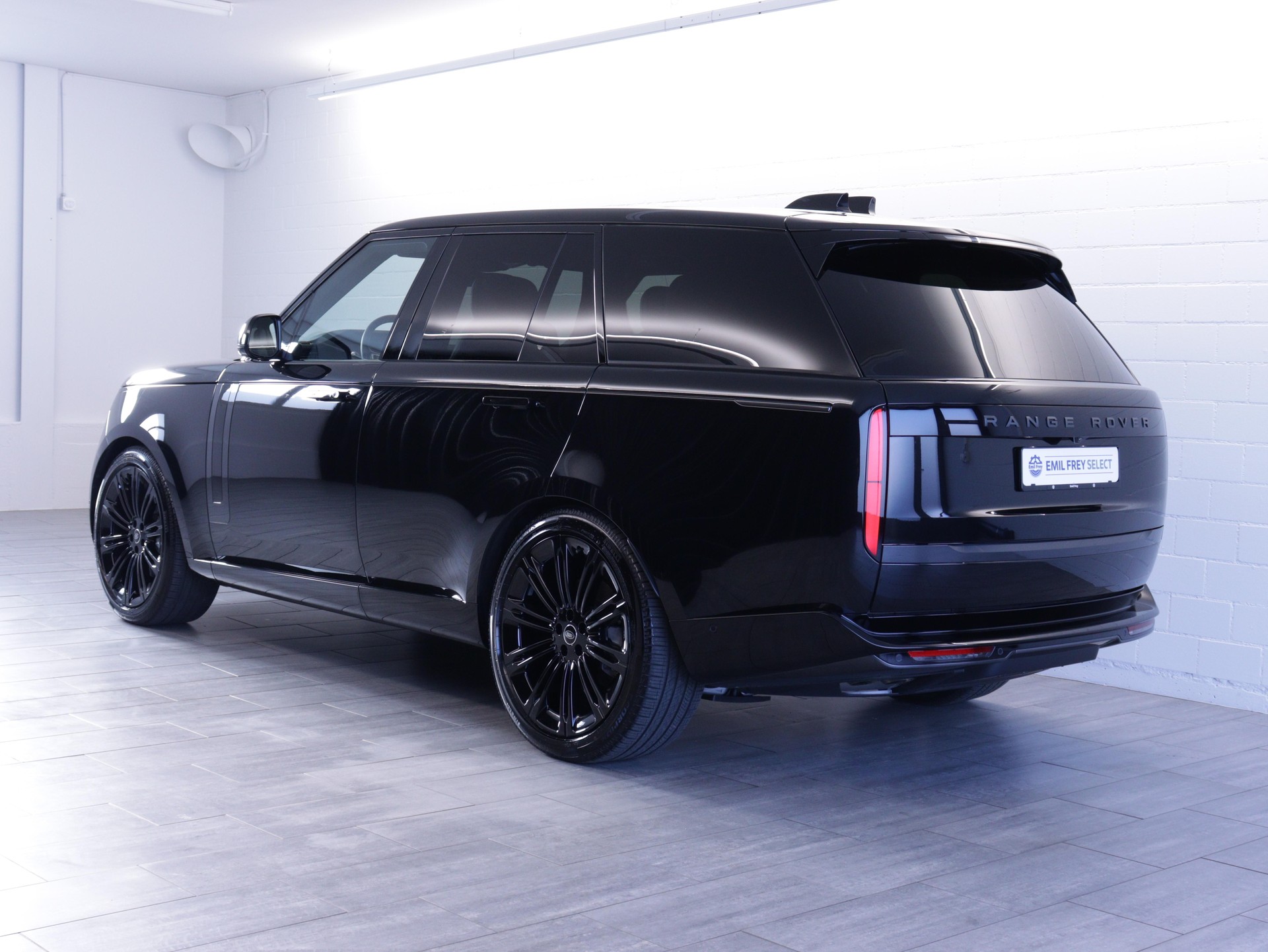LAND ROVER Range Rover 3.0 D I6 350 HSE-image-3