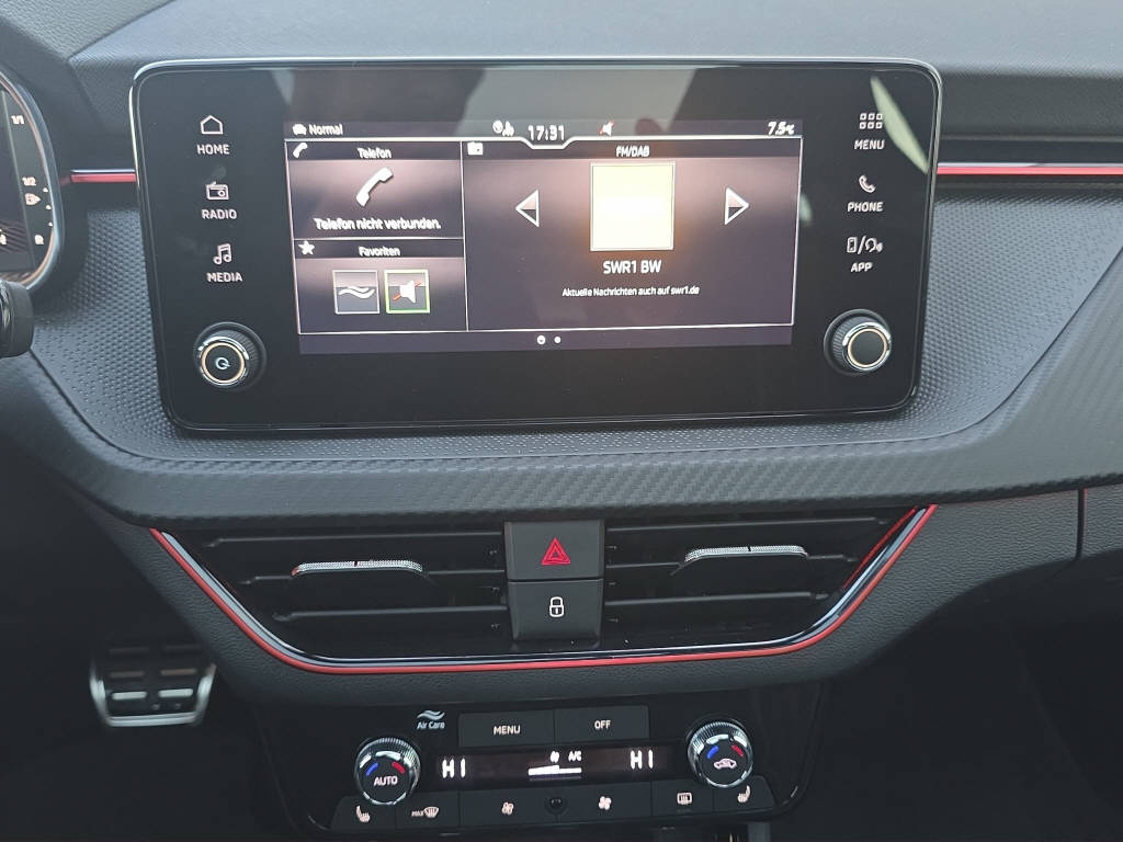 SKODA Kamiq 1.5 TSI Monte Carlo DSG-image-21