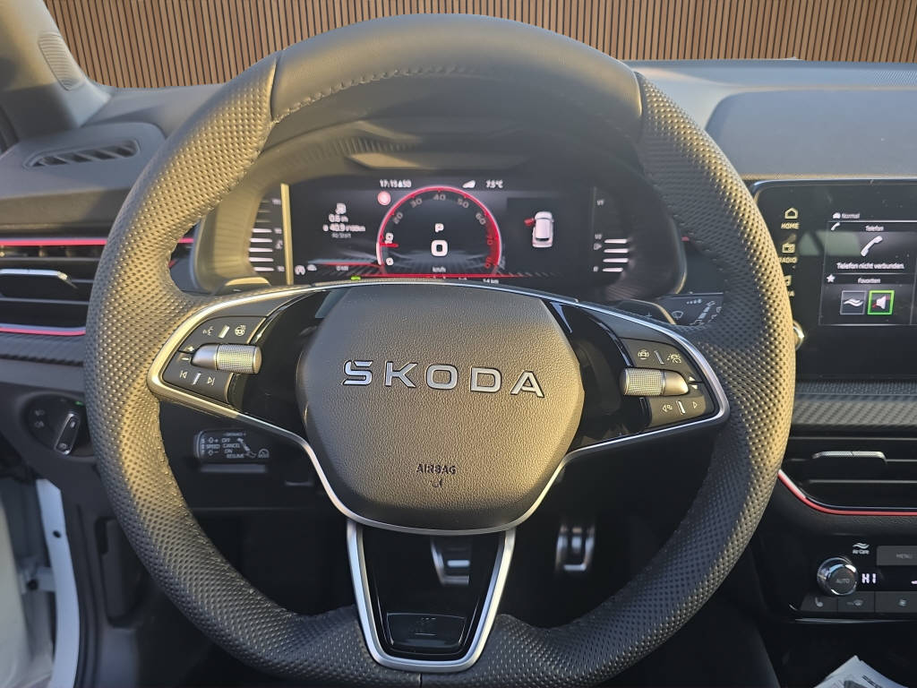 SKODA Kamiq 1.5 TSI Monte Carlo DSG-image-15