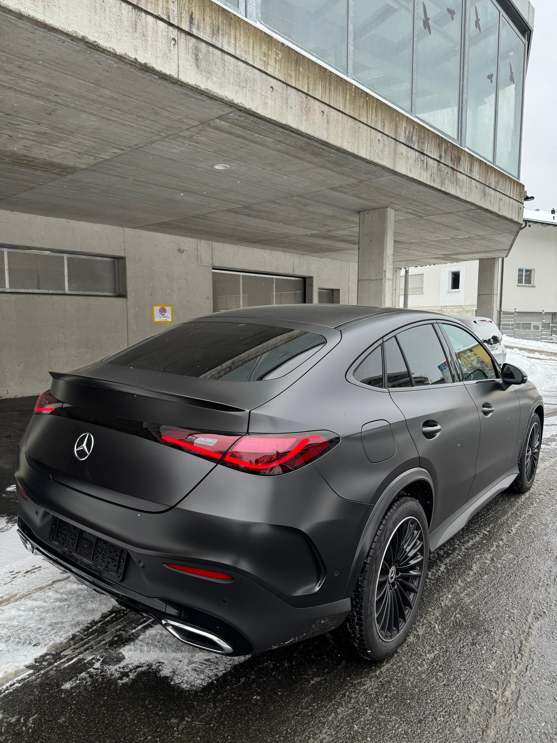 MERCEDES-BENZ GLC Coupé 220 d 4Matic 9G-Tronic-image-3