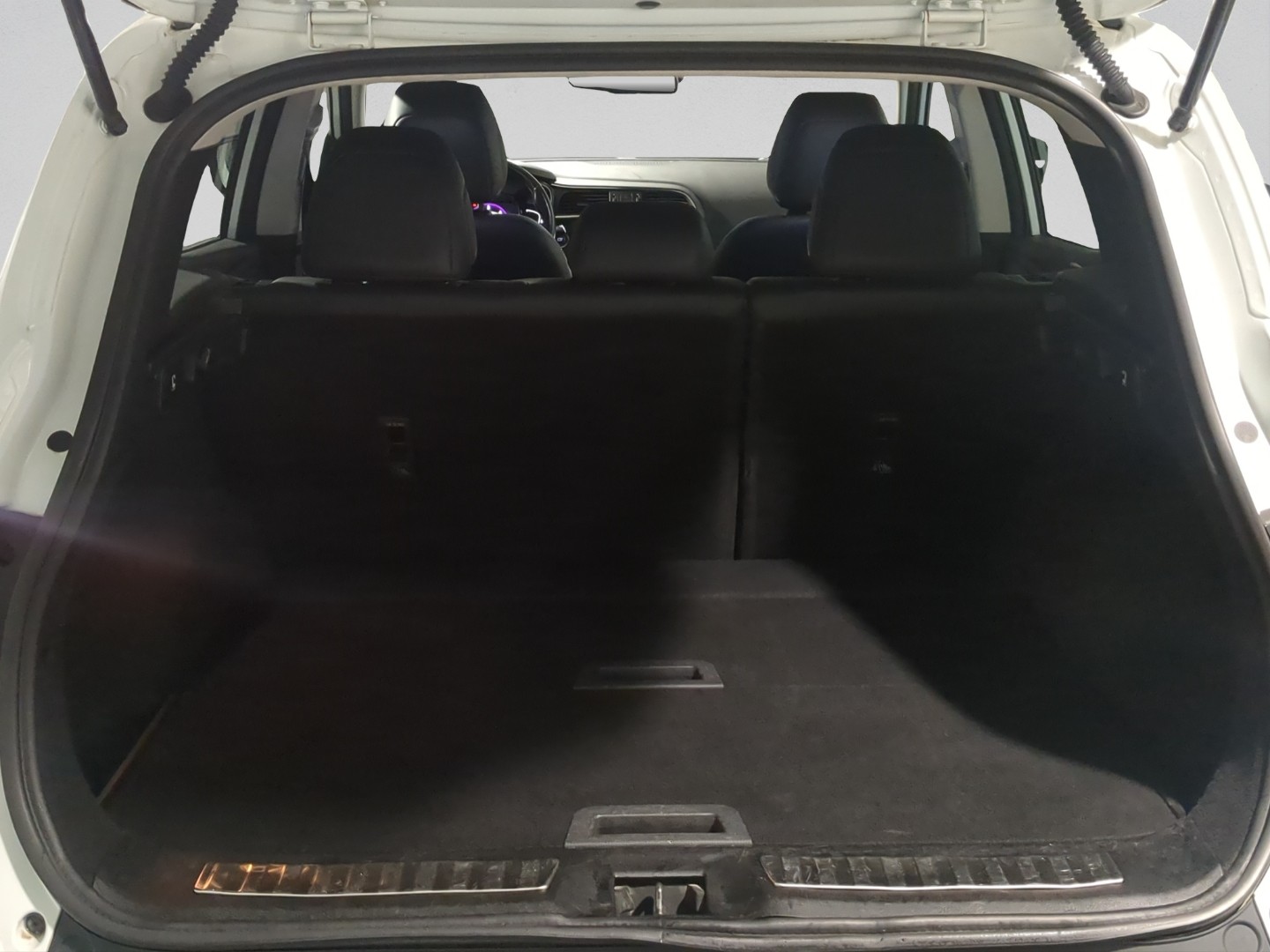 RENAULT Kadjar 1.6 dCi Intens 4x4-image-13