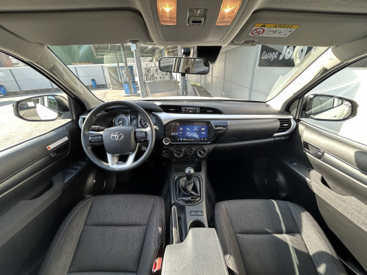 TOYOTA Hilux 2.8d Comf. DC 4x4-image-6