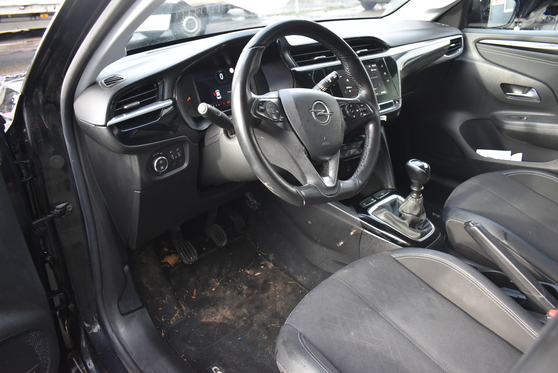 OPEL Corsa 1.2 TP Edition-image-2