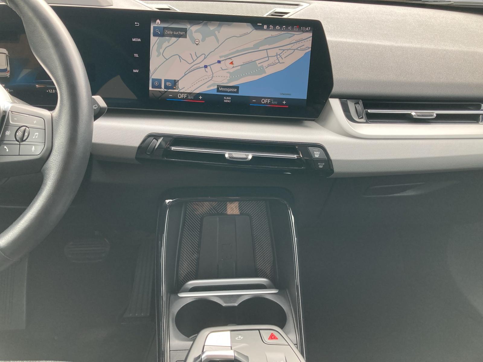 BMW X1 20d xDrive-image-14