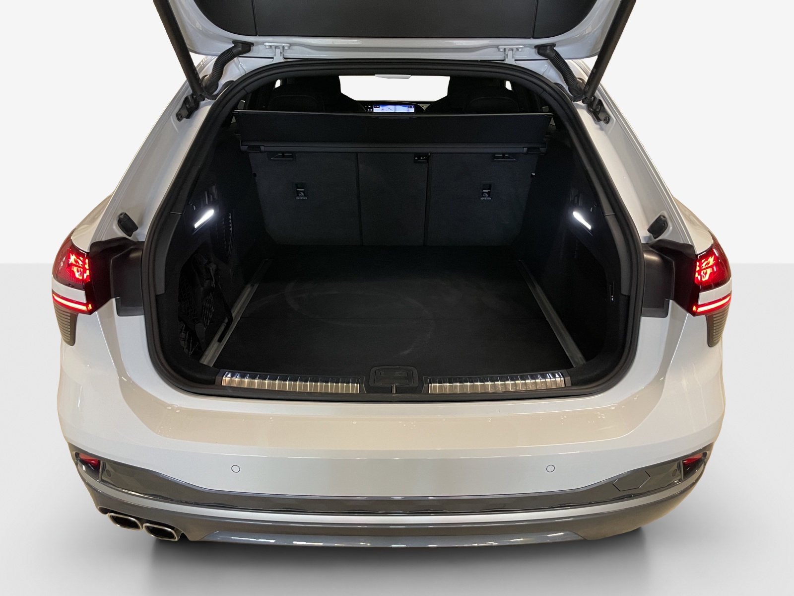 AUDI A6 Avant TDI quattro 150 kW S tronic-image-12