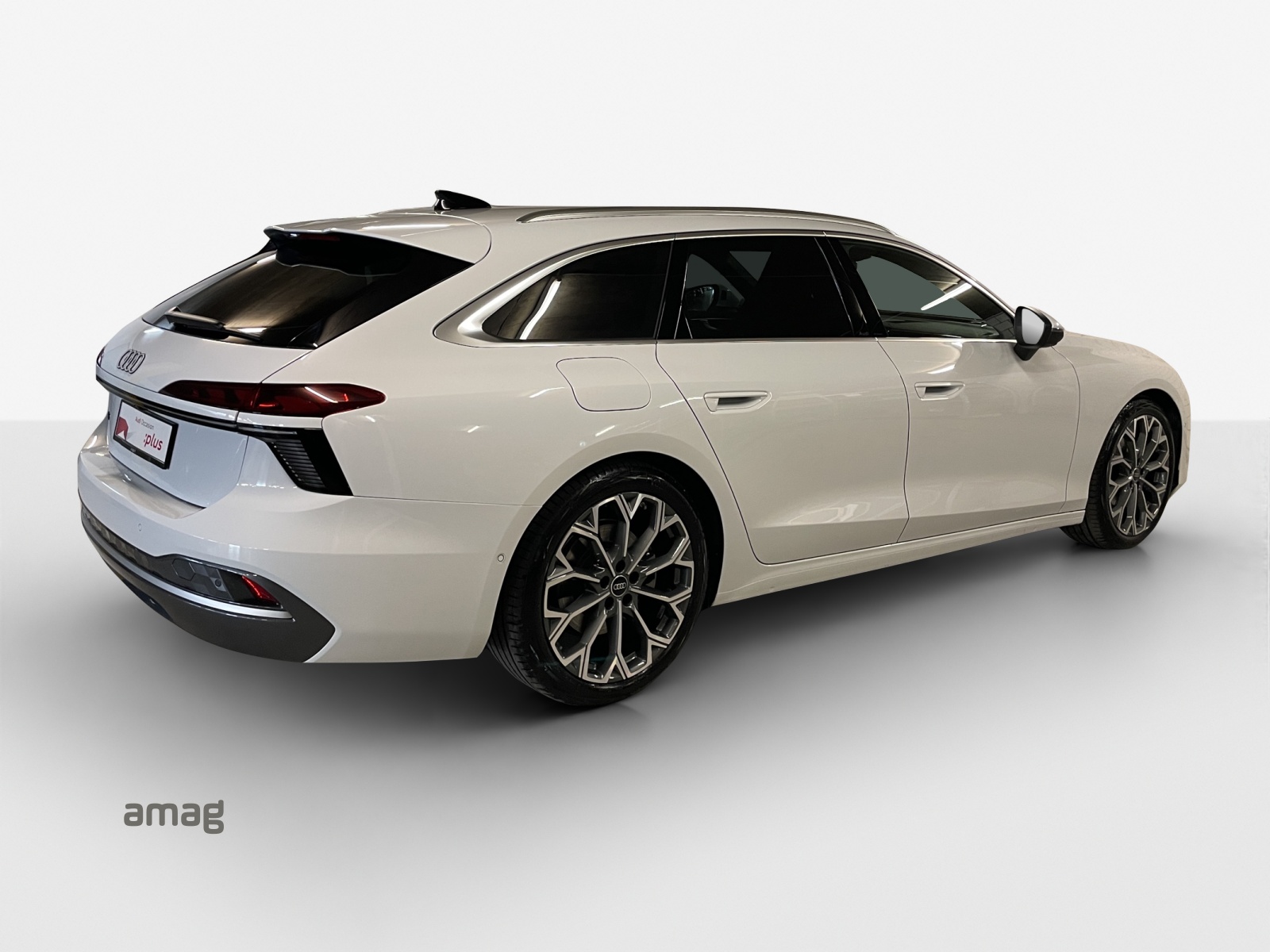 AUDI A6 Avant TDI quattro 150 kW S tronic-image-4