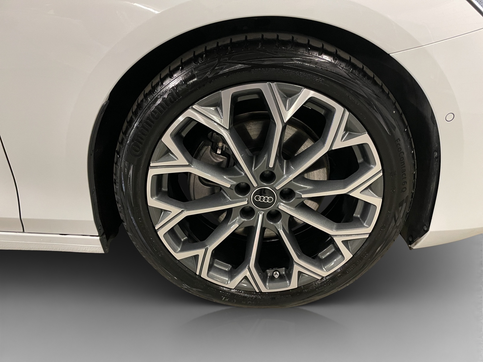 AUDI A6 Avant TDI quattro 150 kW S tronic-image-14