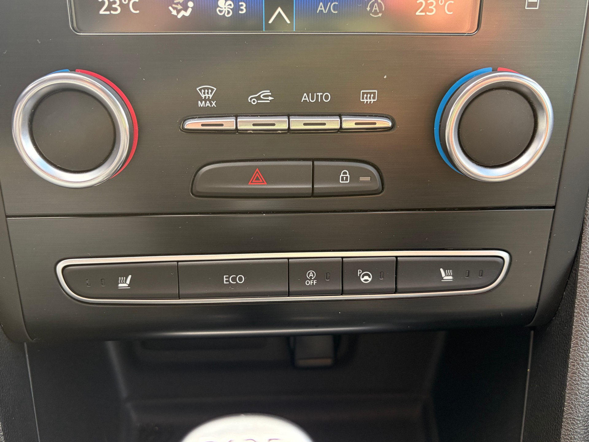 RENAULT Mégane 1.3 16V Turbo Intens-image-18