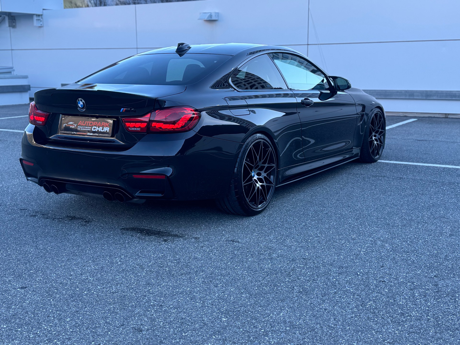 BMW M4 Coupé Competition DKG-image-4
