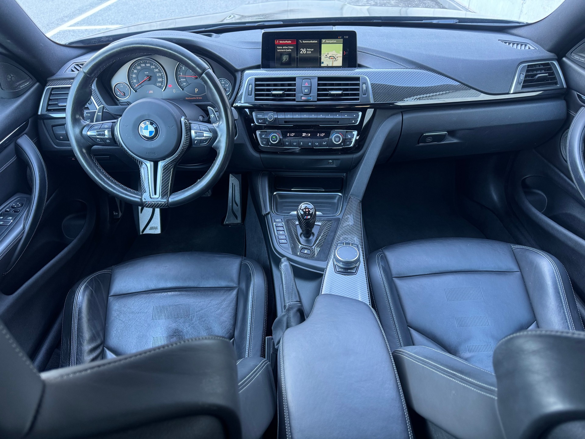 BMW M4 Coupé Competition DKG-image-10