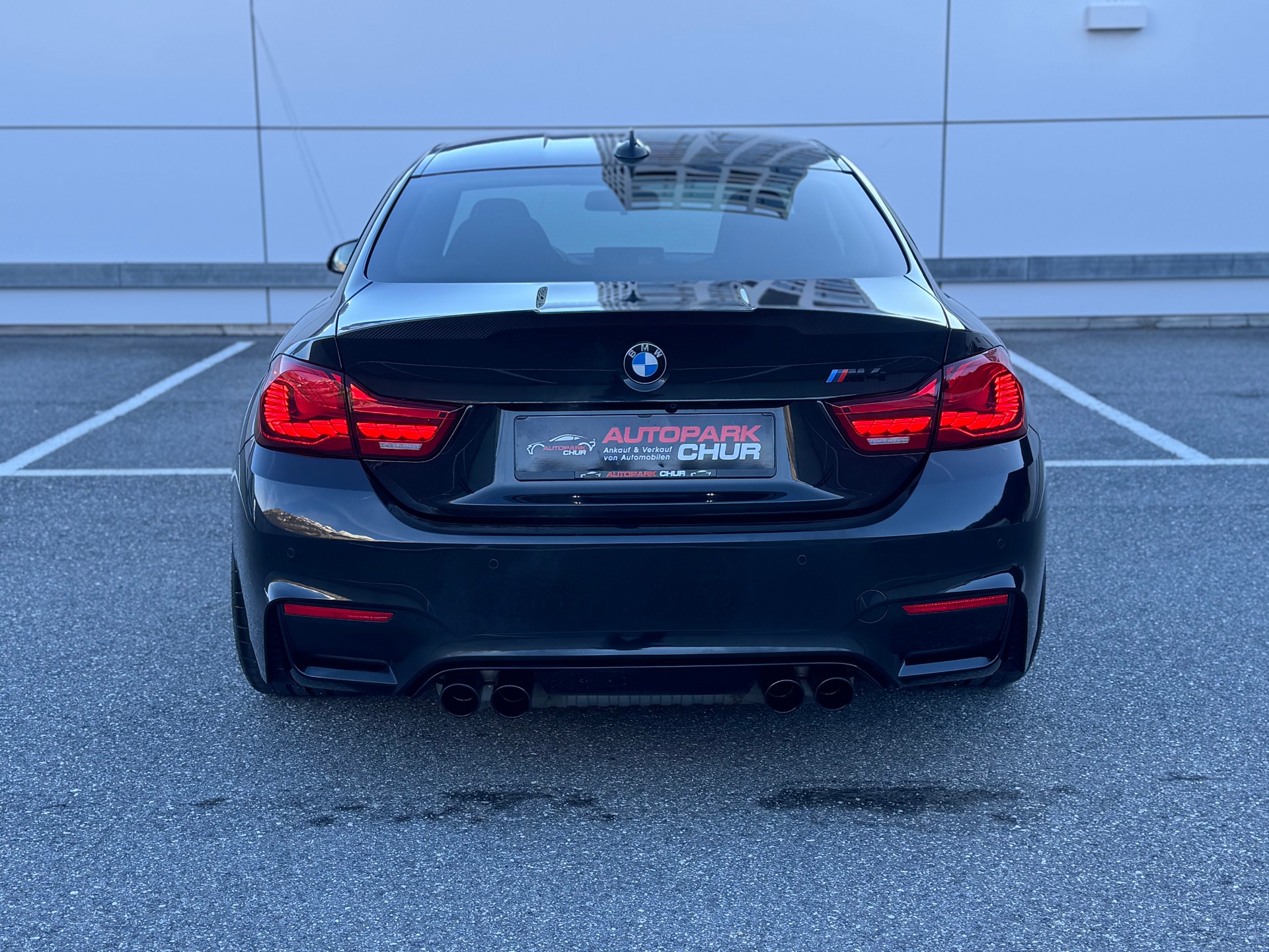 BMW M4 Coupé Competition DKG-image-3