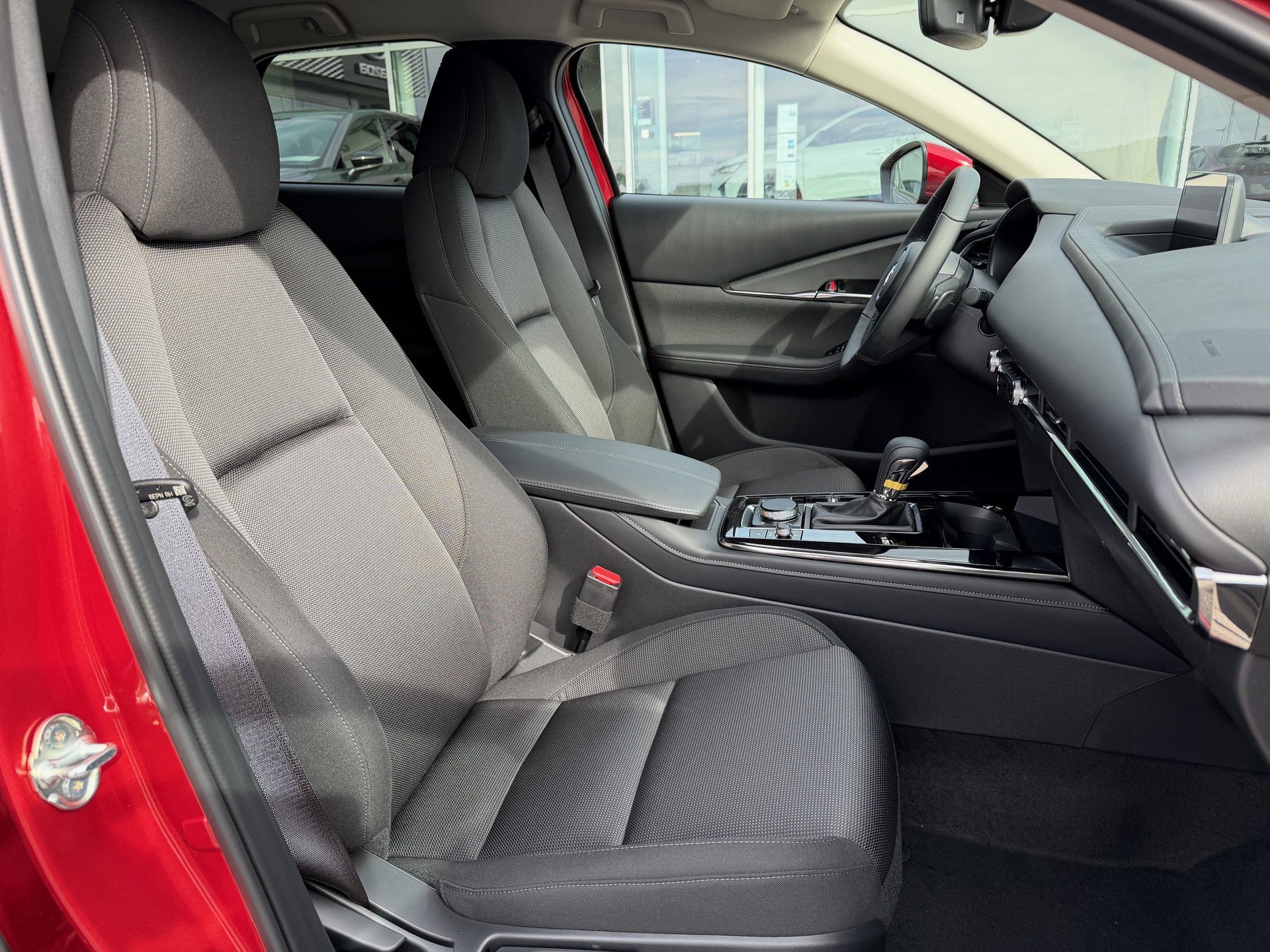 MAZDA CX-30 SKYACTIV-X 186 M Hybrid Exclusive Line AWD AT-image-6