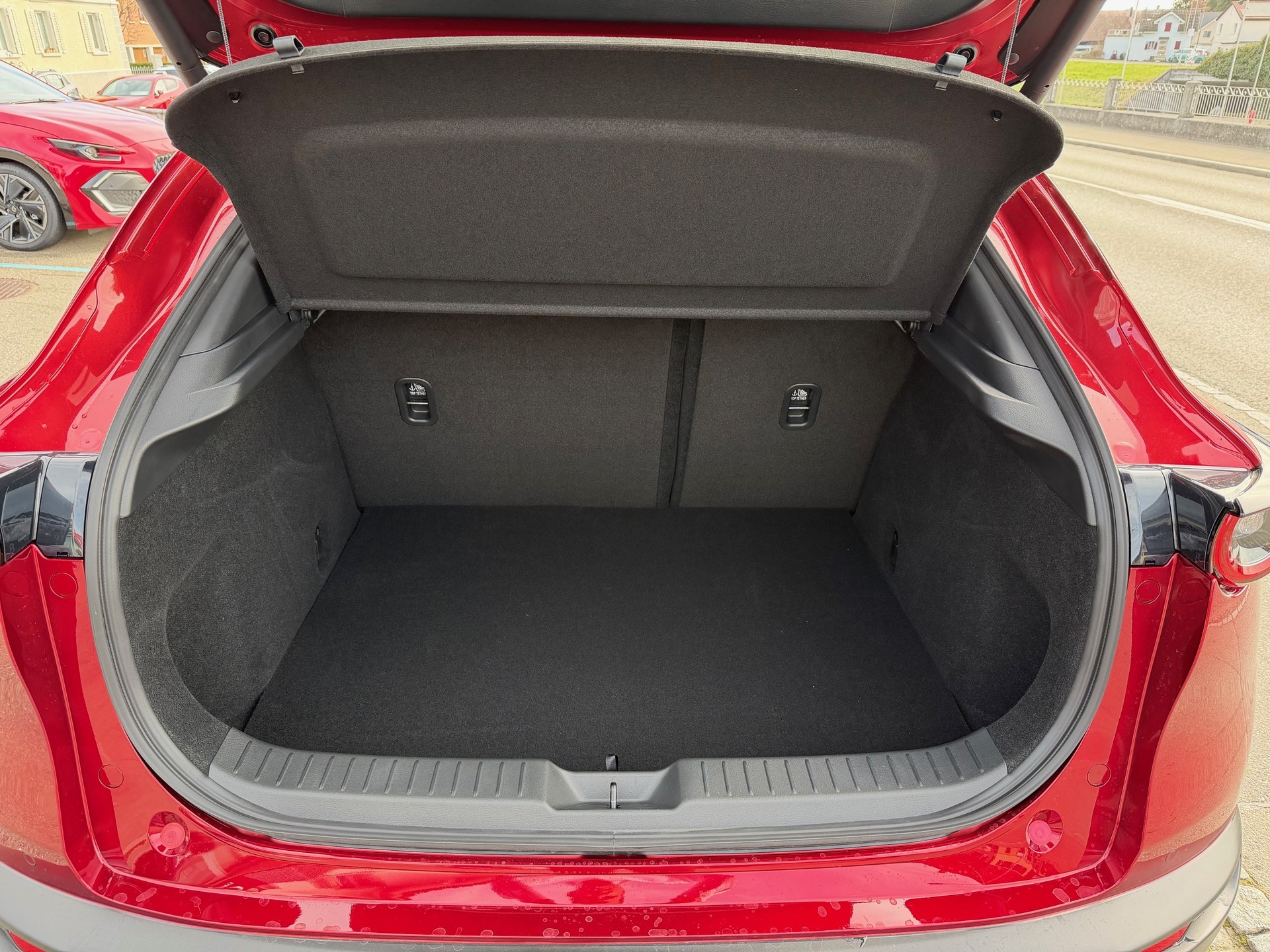 MAZDA CX-30 SKYACTIV-X 186 M Hybrid Exclusive Line AWD AT-image-9