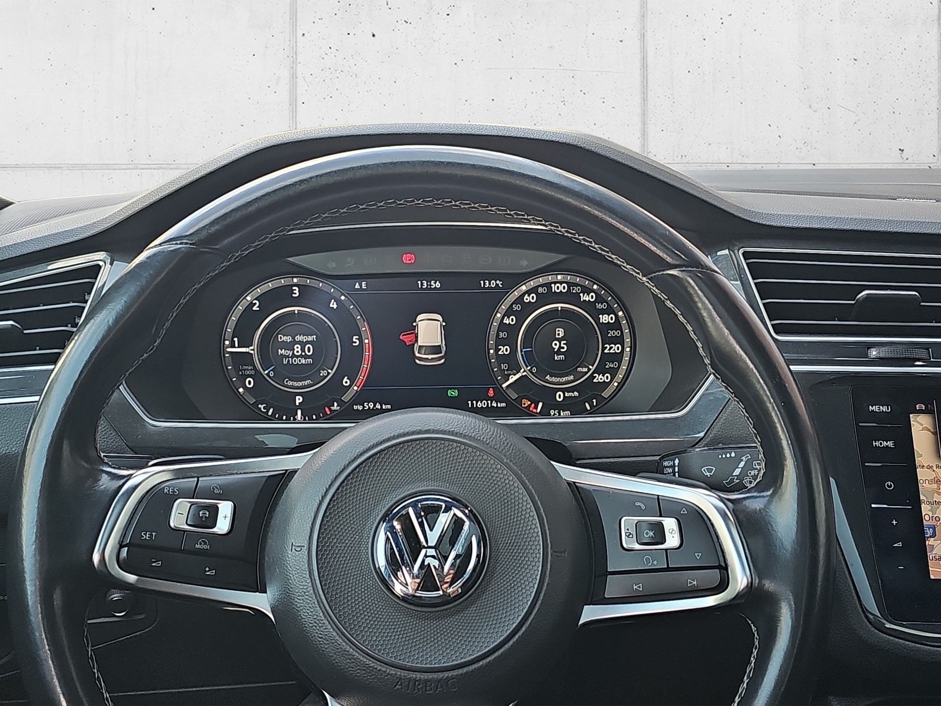 VW Tiguan 2.0 TDI SCR Highline 4Motion DSG-image-15