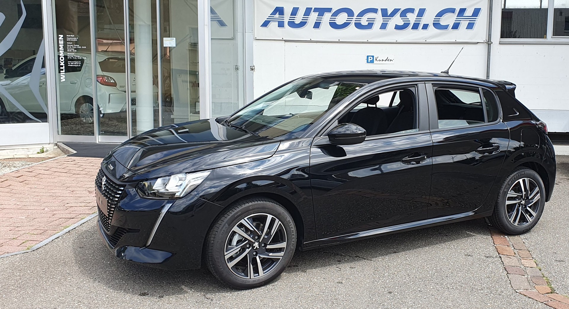 PEUGEOT 208 MHEV Allure Premium Helvetia (419)