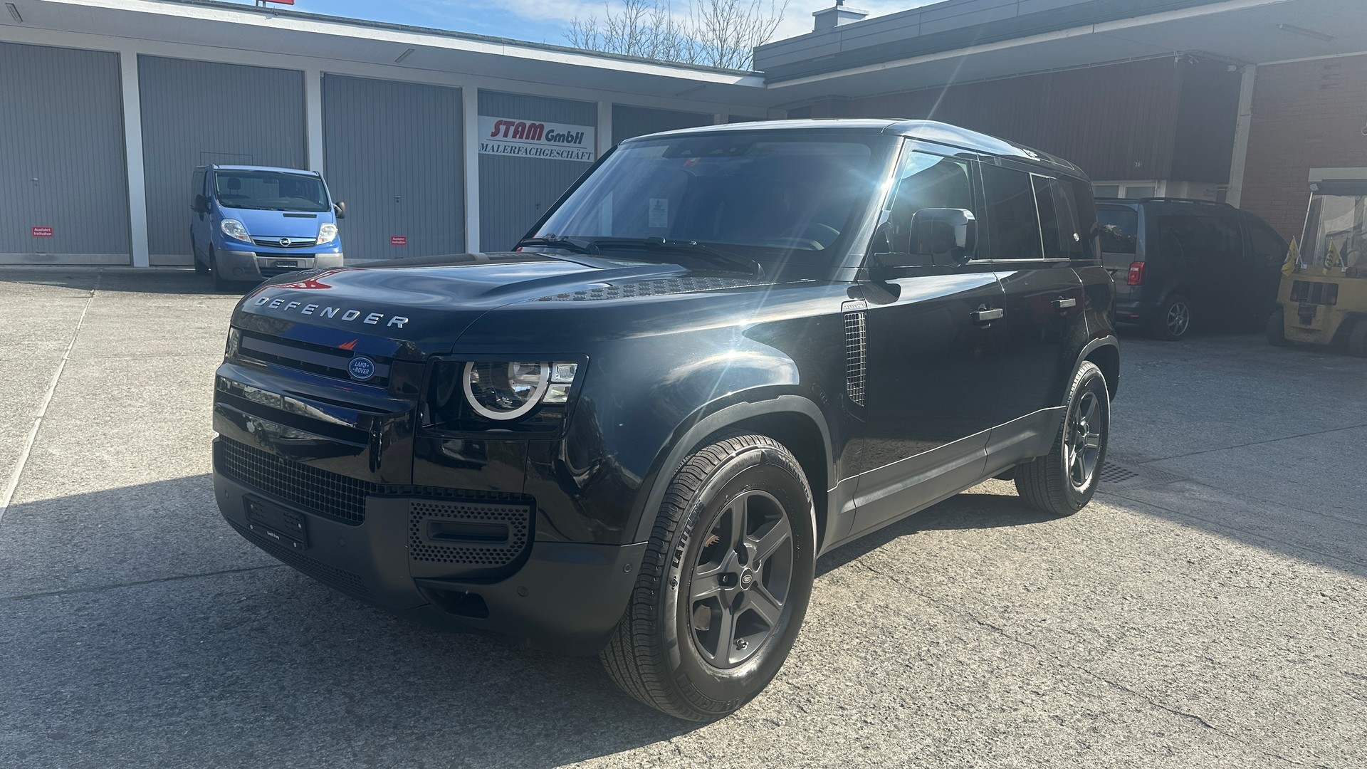 LAND ROVER Defender 110 D200 SD4 AT8